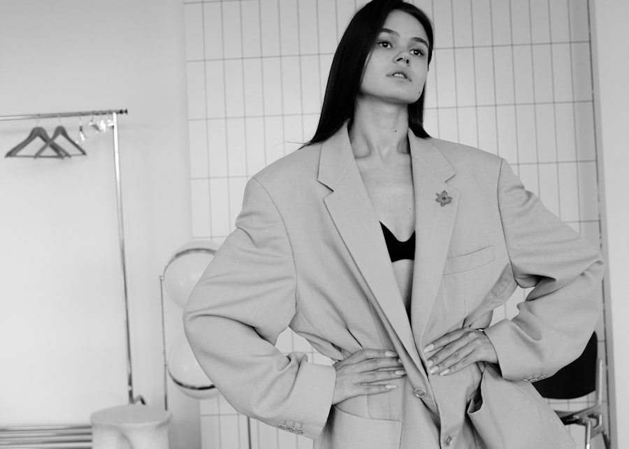 Blazer Oscalito en Laine Vierge Taupe Oscalito Vêtements et mode