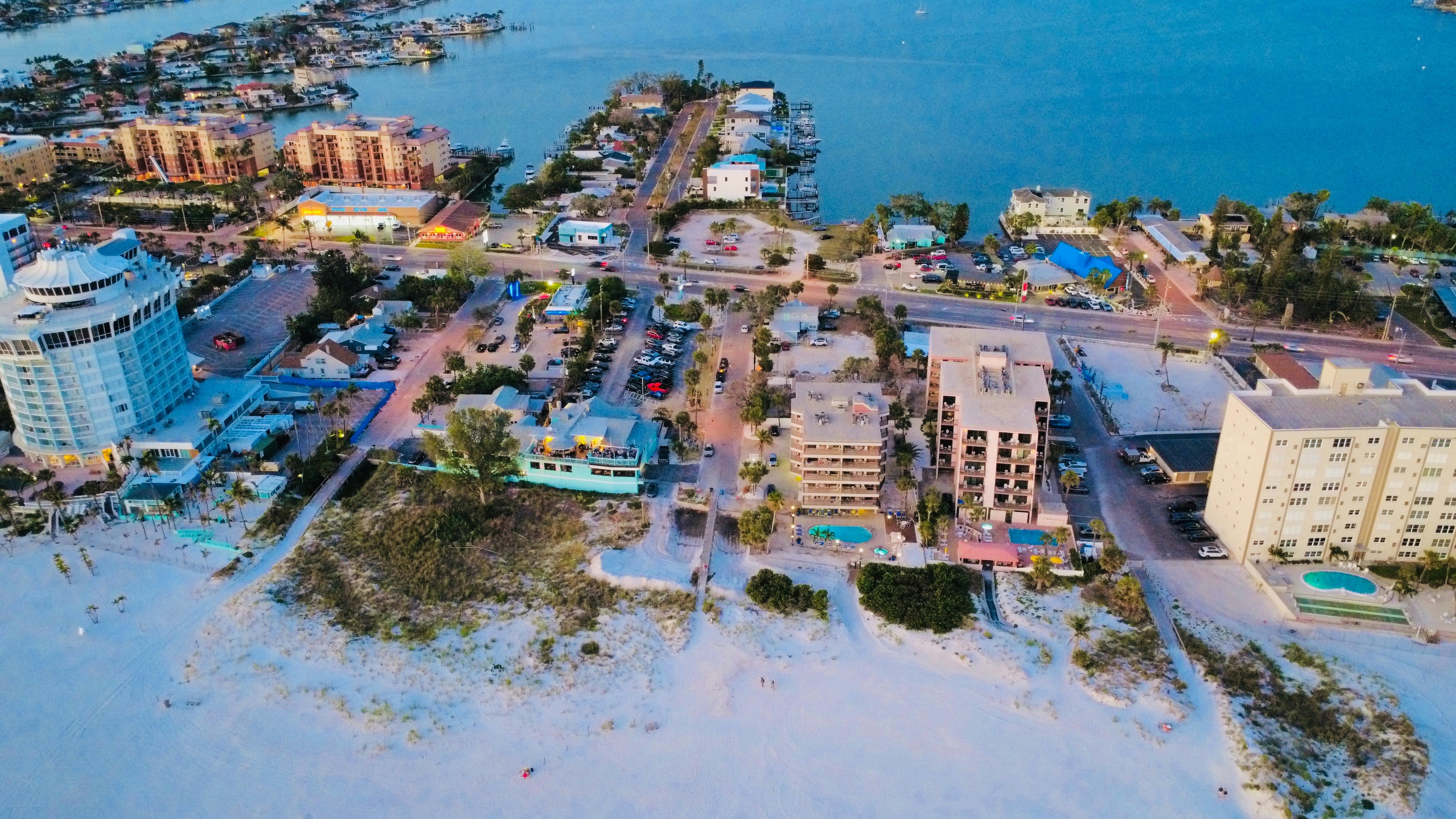 Photo by christheisland