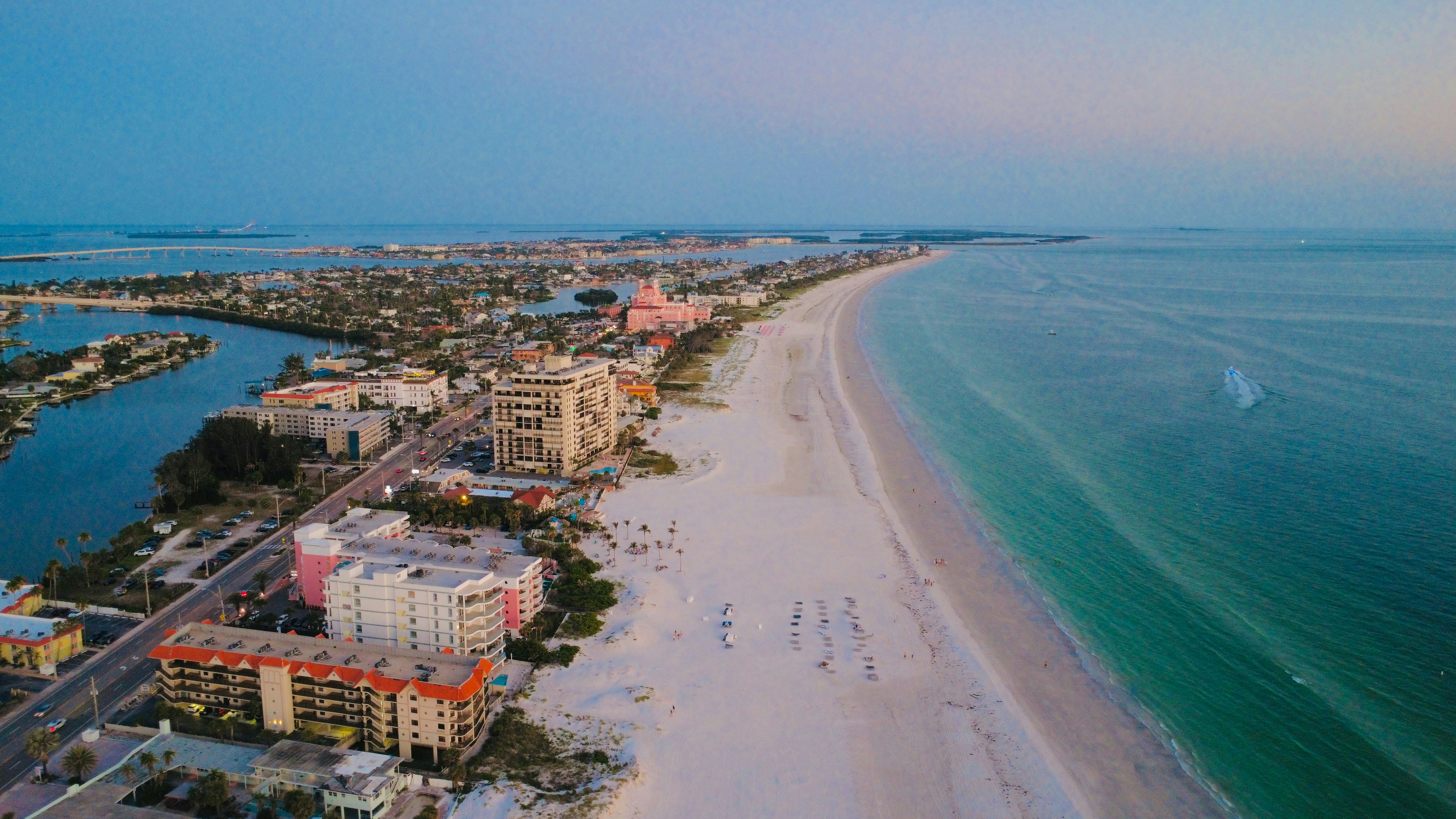 Photo by christheisland