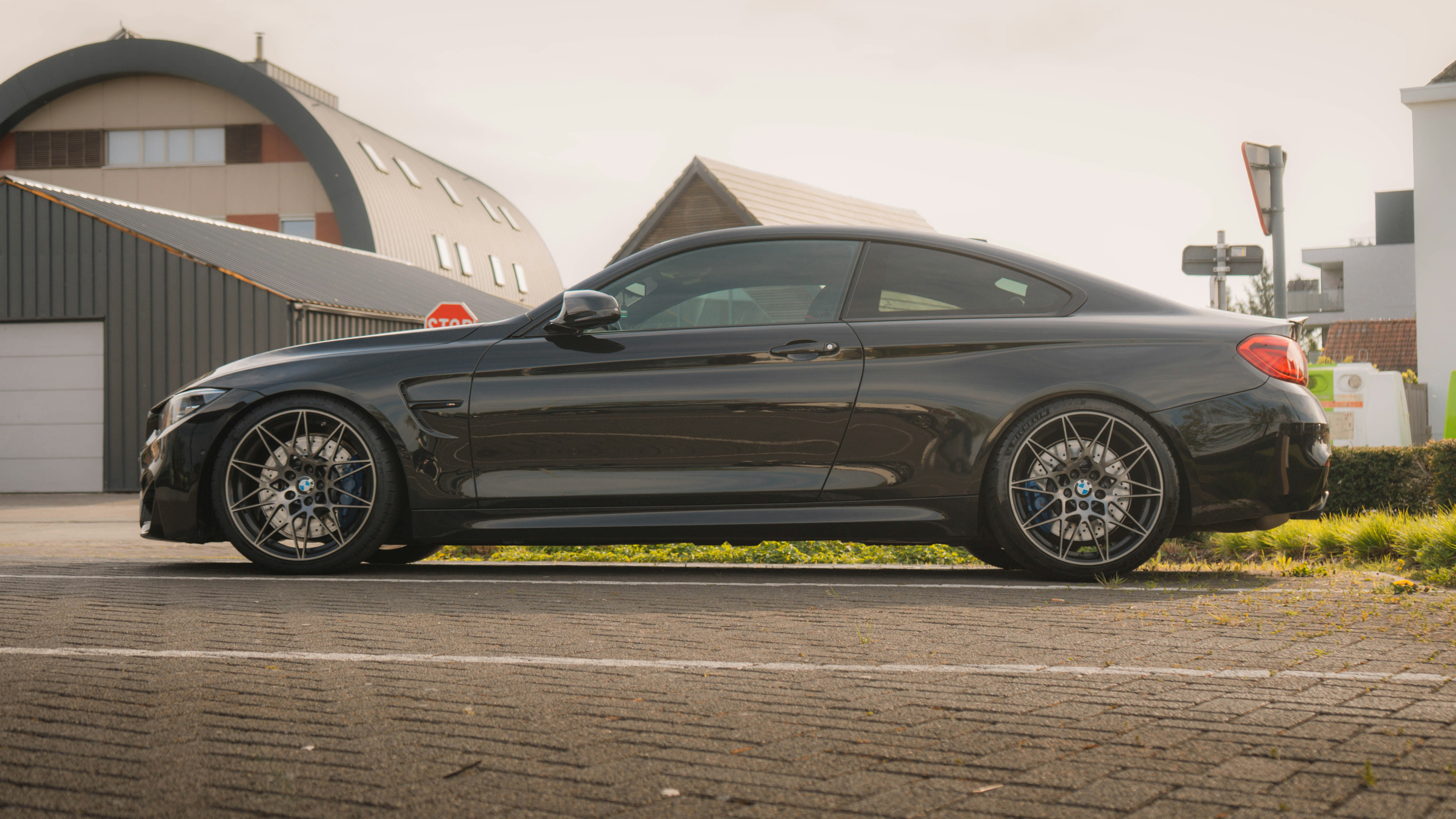 Photo by avenir_visuals