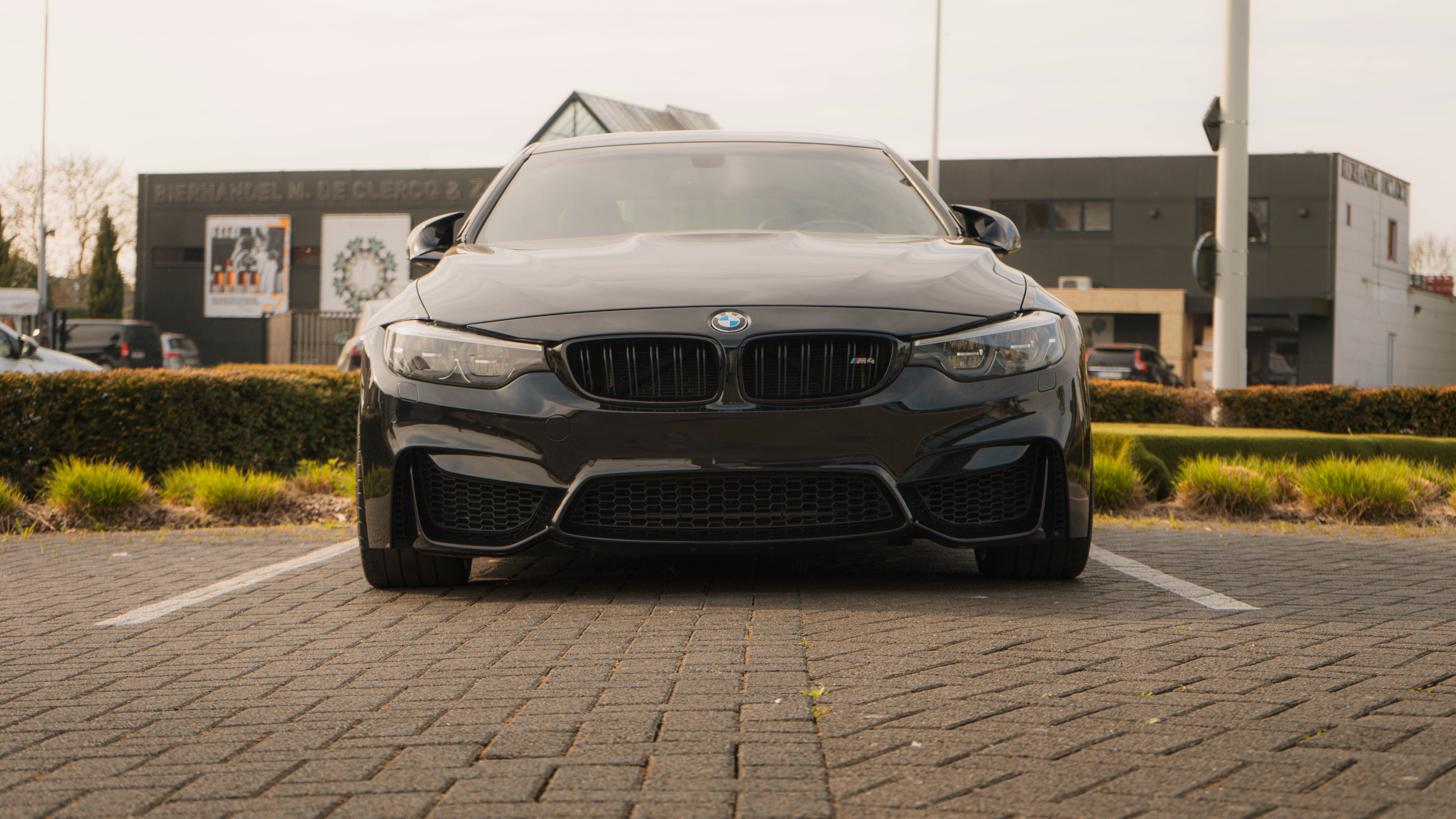 Photo by avenir_visuals