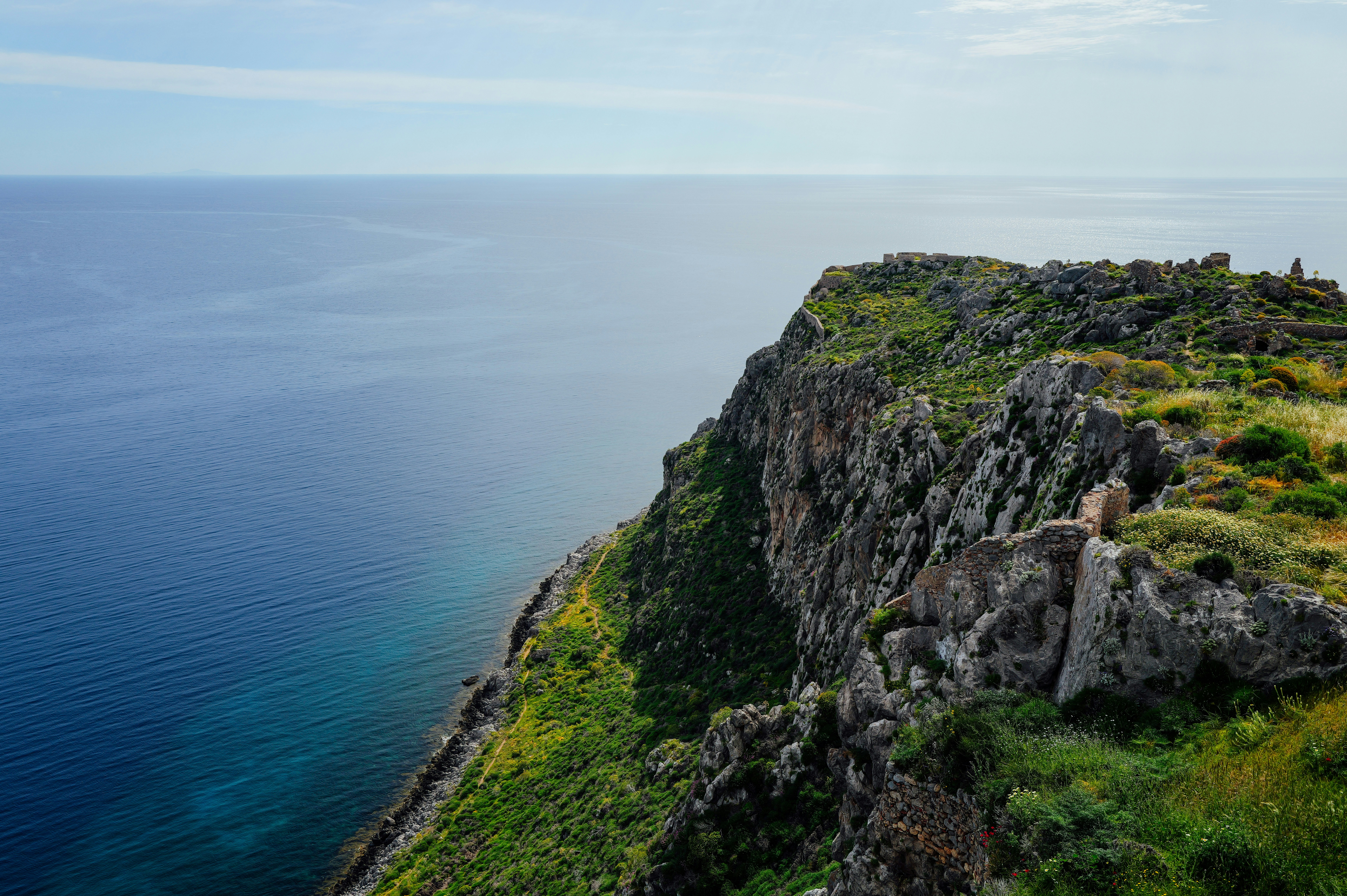 Photo by adrienolichon