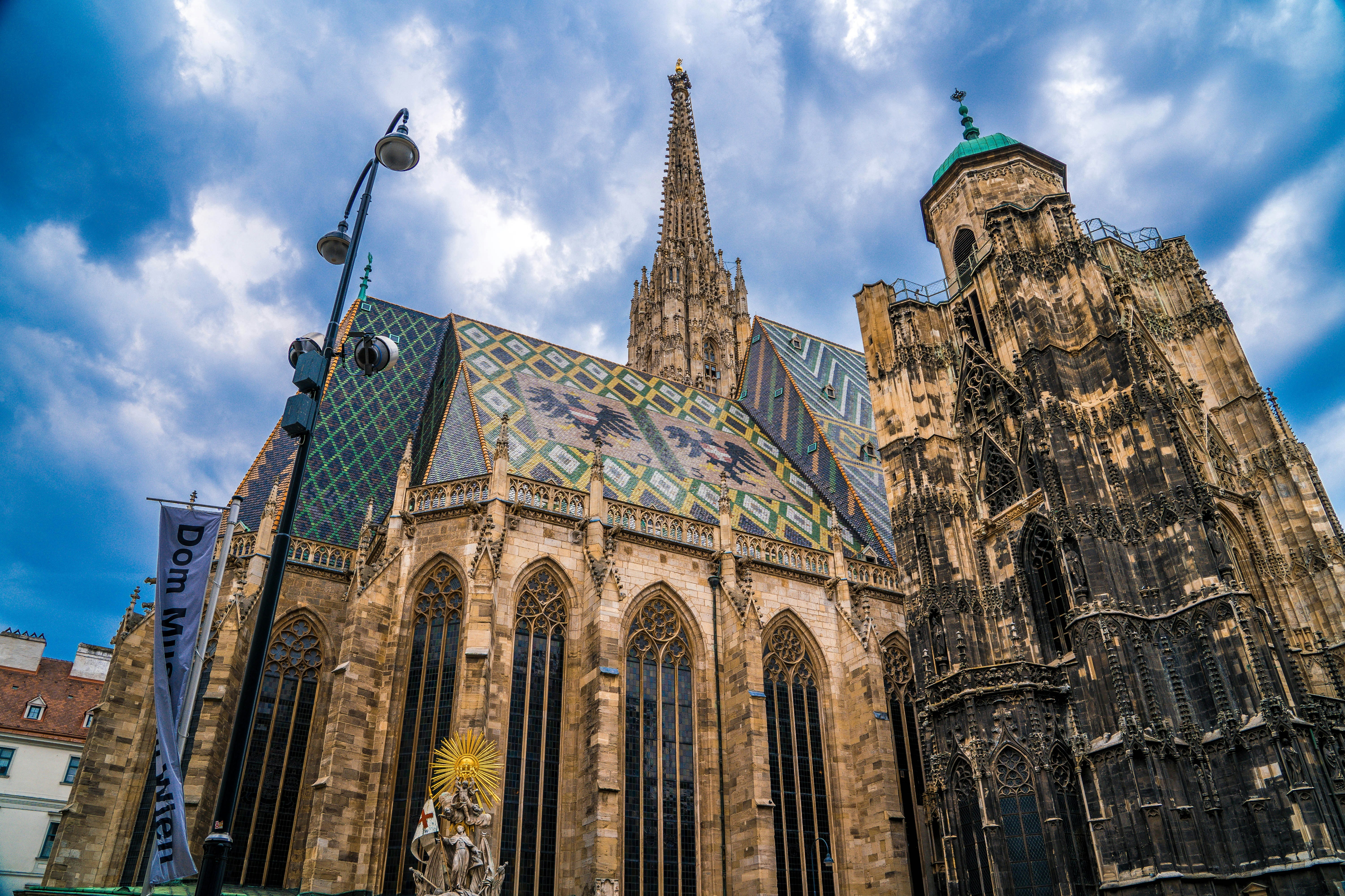 Image by Marivaldo Vivan via Unsplash