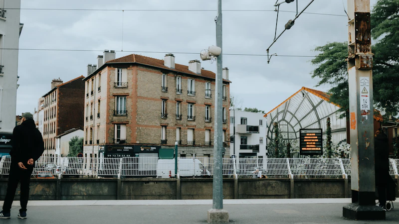 Most Walkable Neighborhoods in Versailles to Explore Entirely on Foot