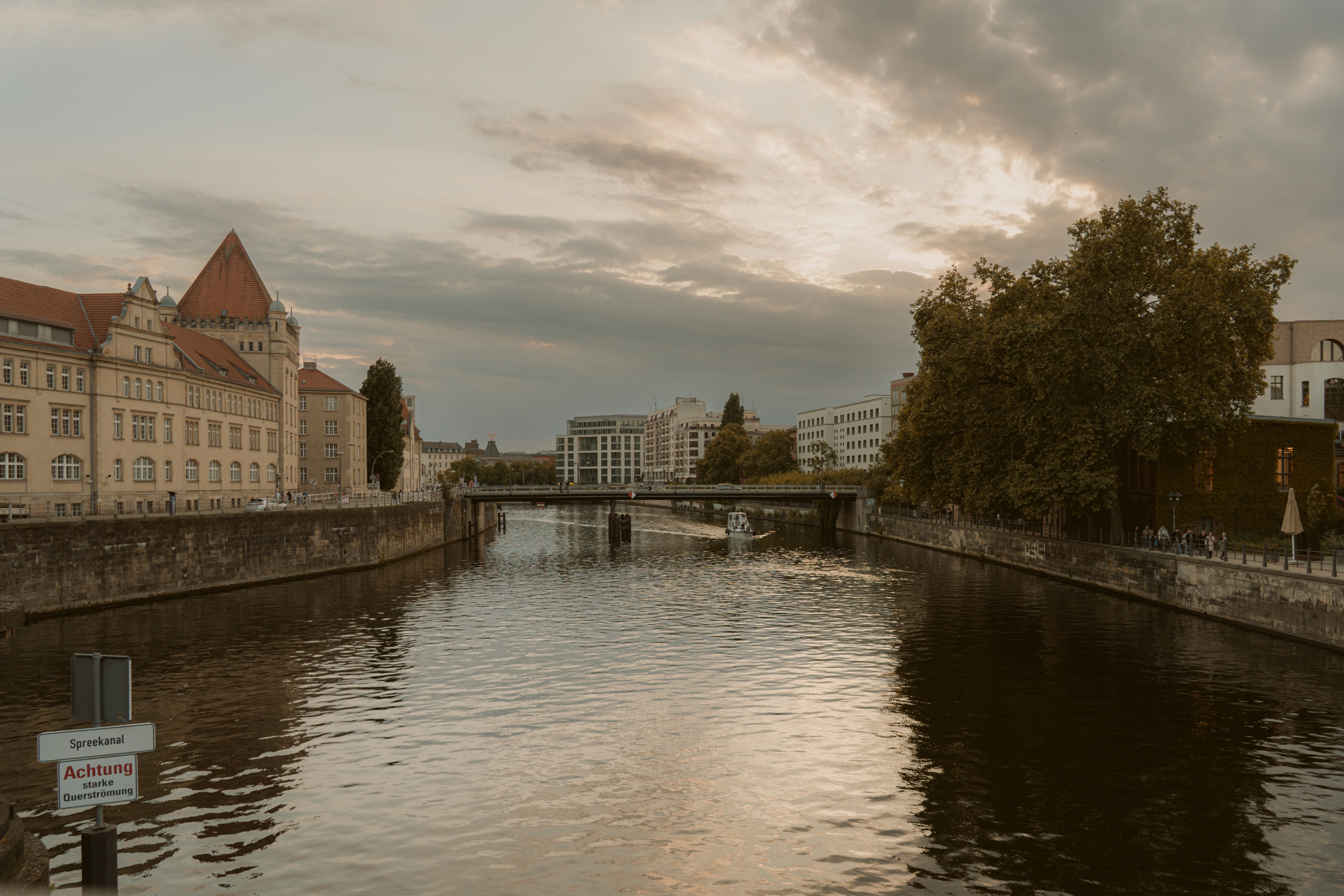 Photo by samuel_hagger