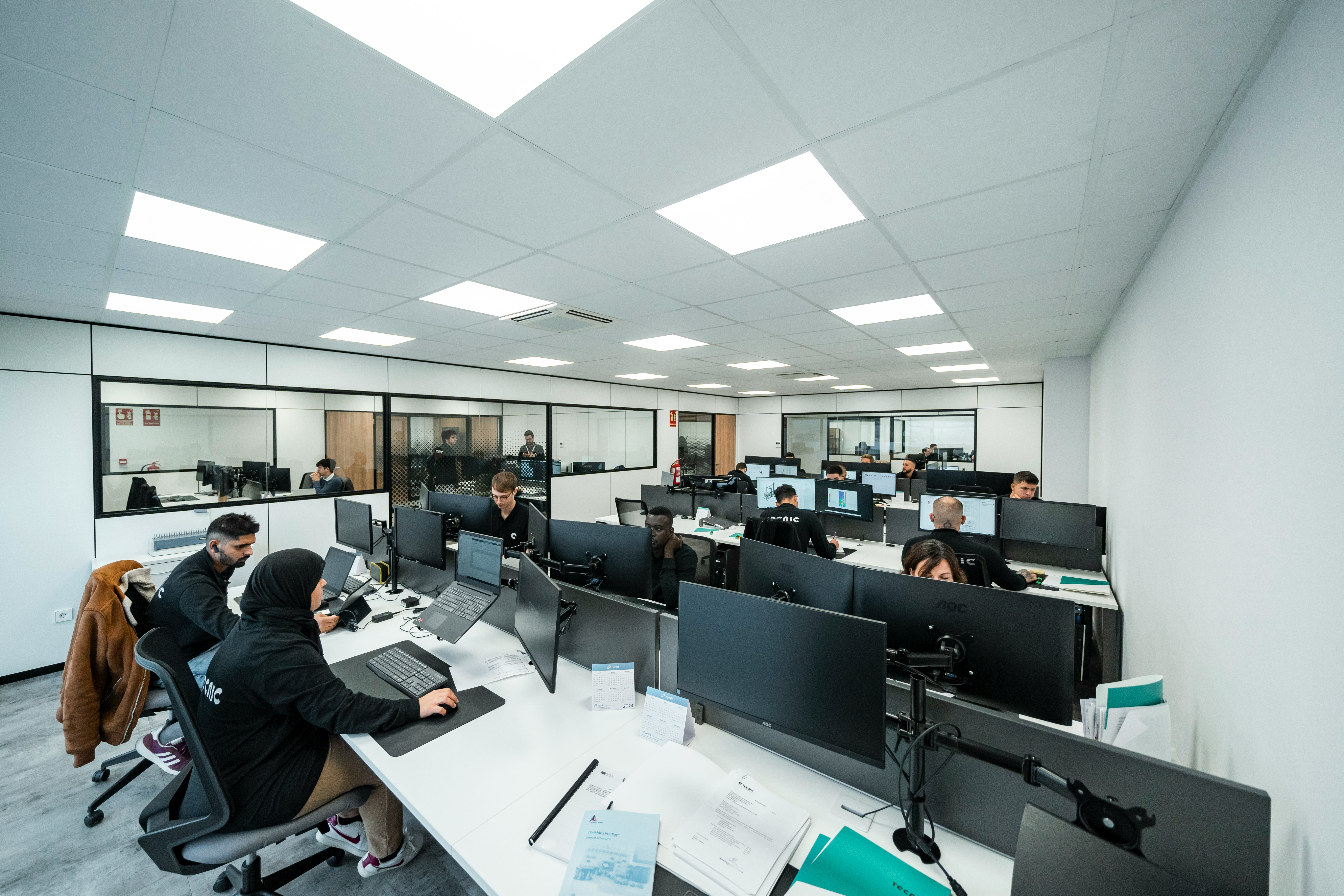 What Your Floor Plan Is Costing You: The Hidden Productivity Tax of Open Office Architecture
