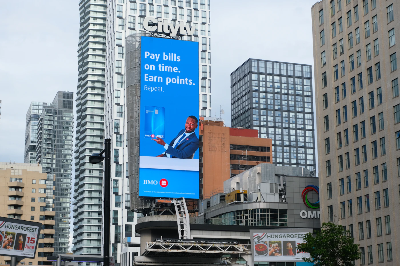 Outdoor billboard campaign project concept
