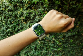 A person wearing an apple watch.