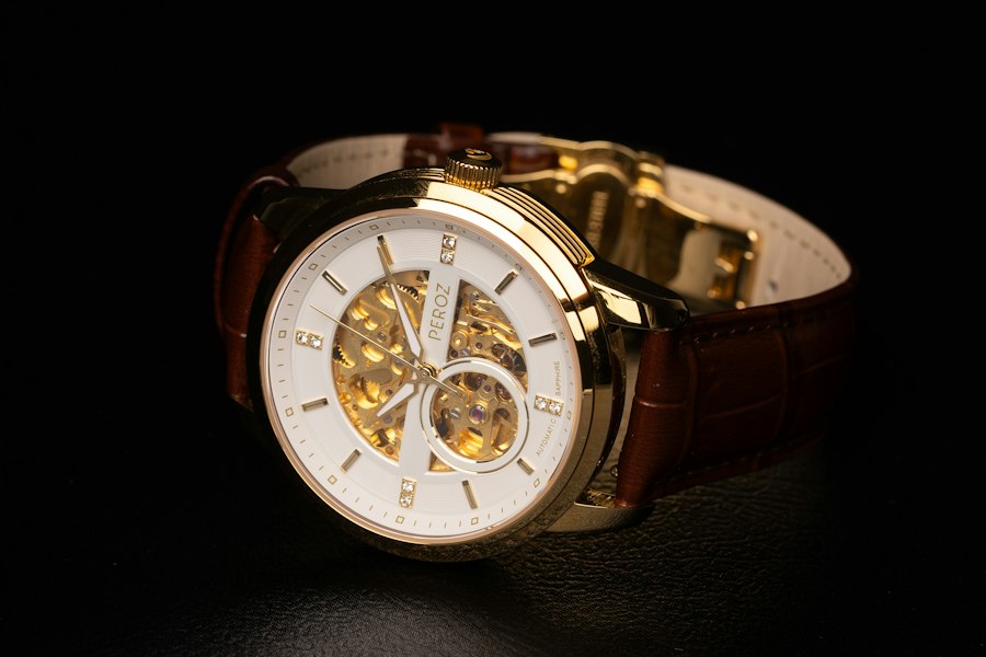 Mondaine Classic Automatic Montre Mondaine montres et horlogerie
