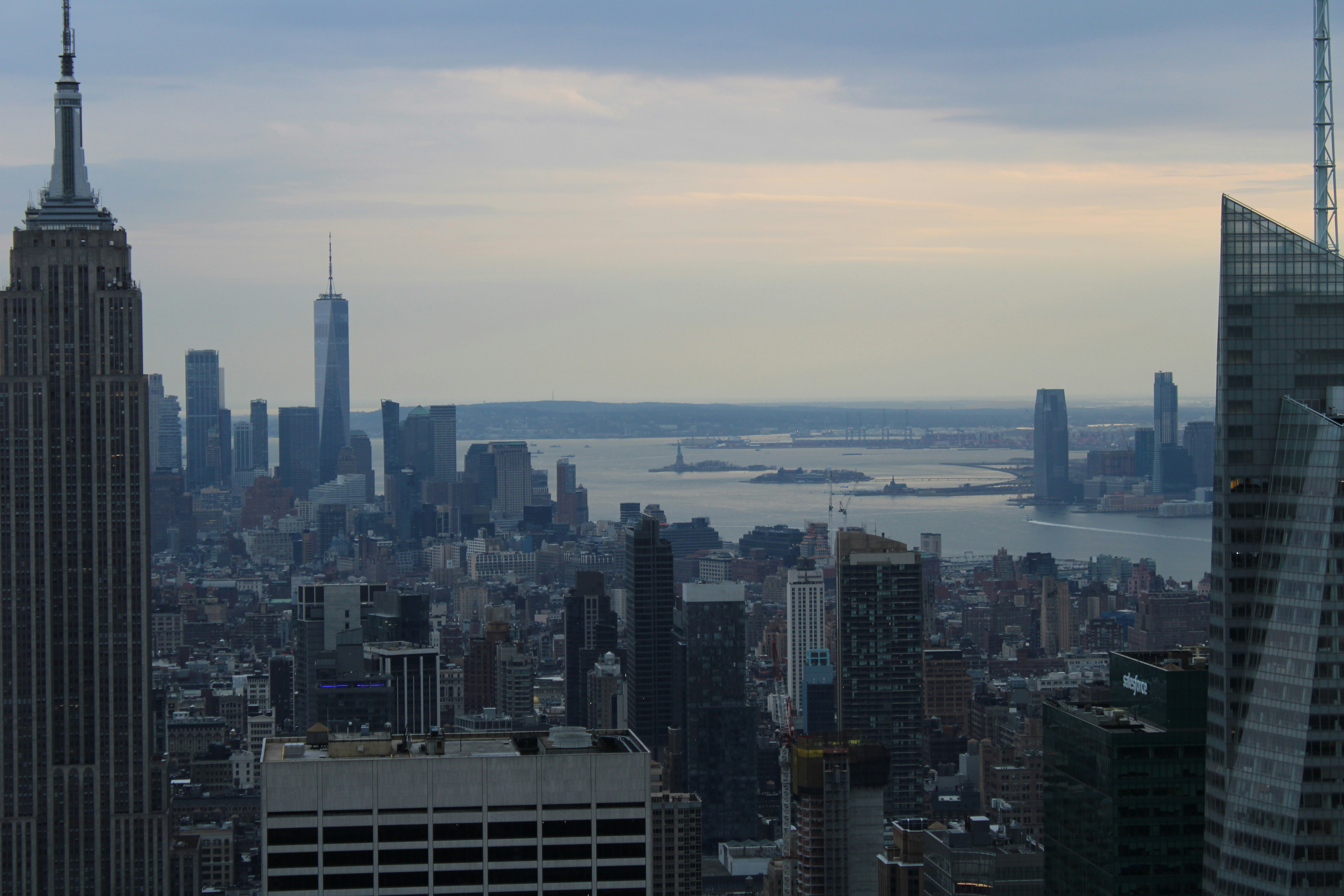 New york city skyline at dusk.