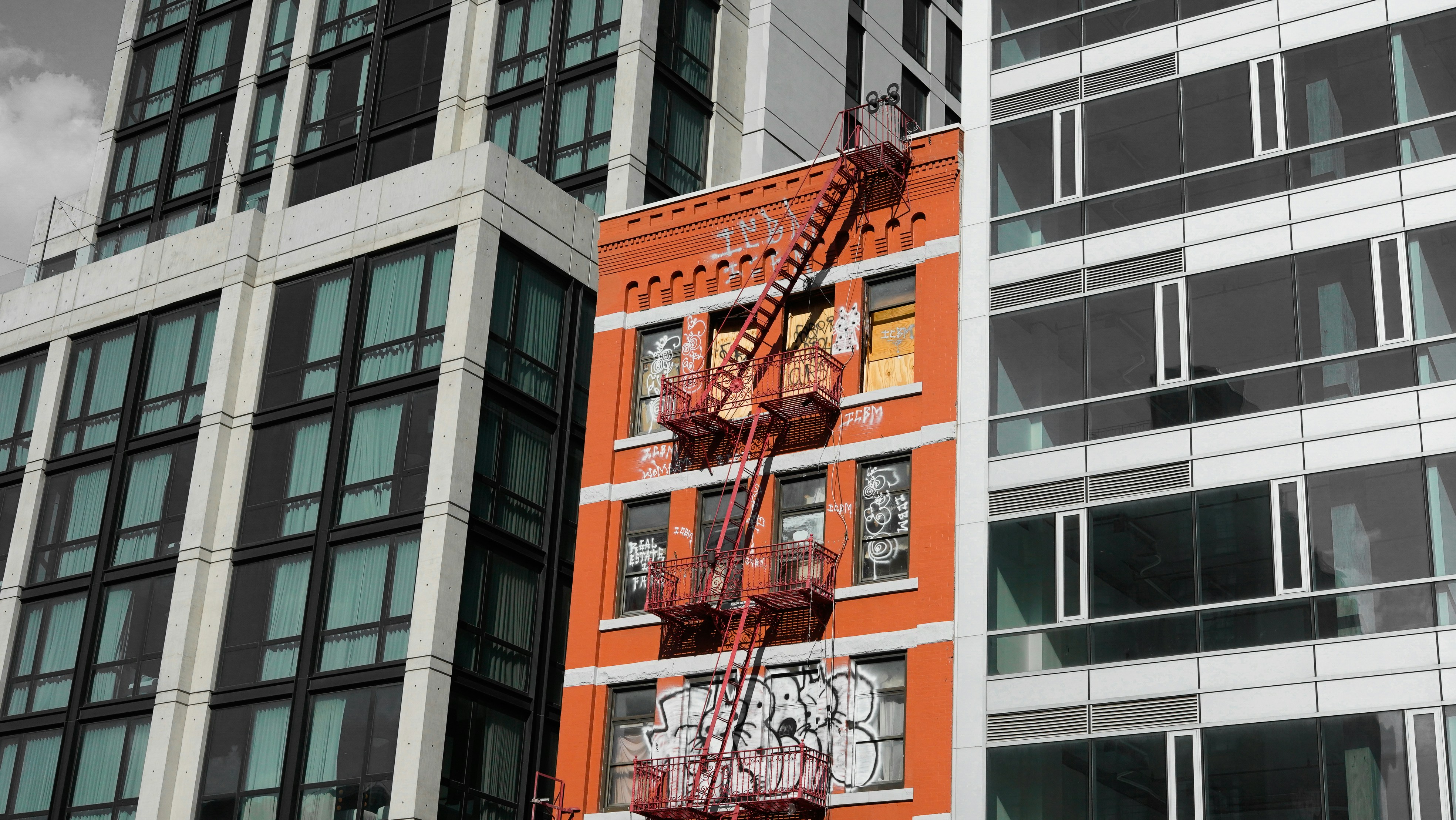 LinkedIn Ads for Construction: Stop Wasting Budget in 2024