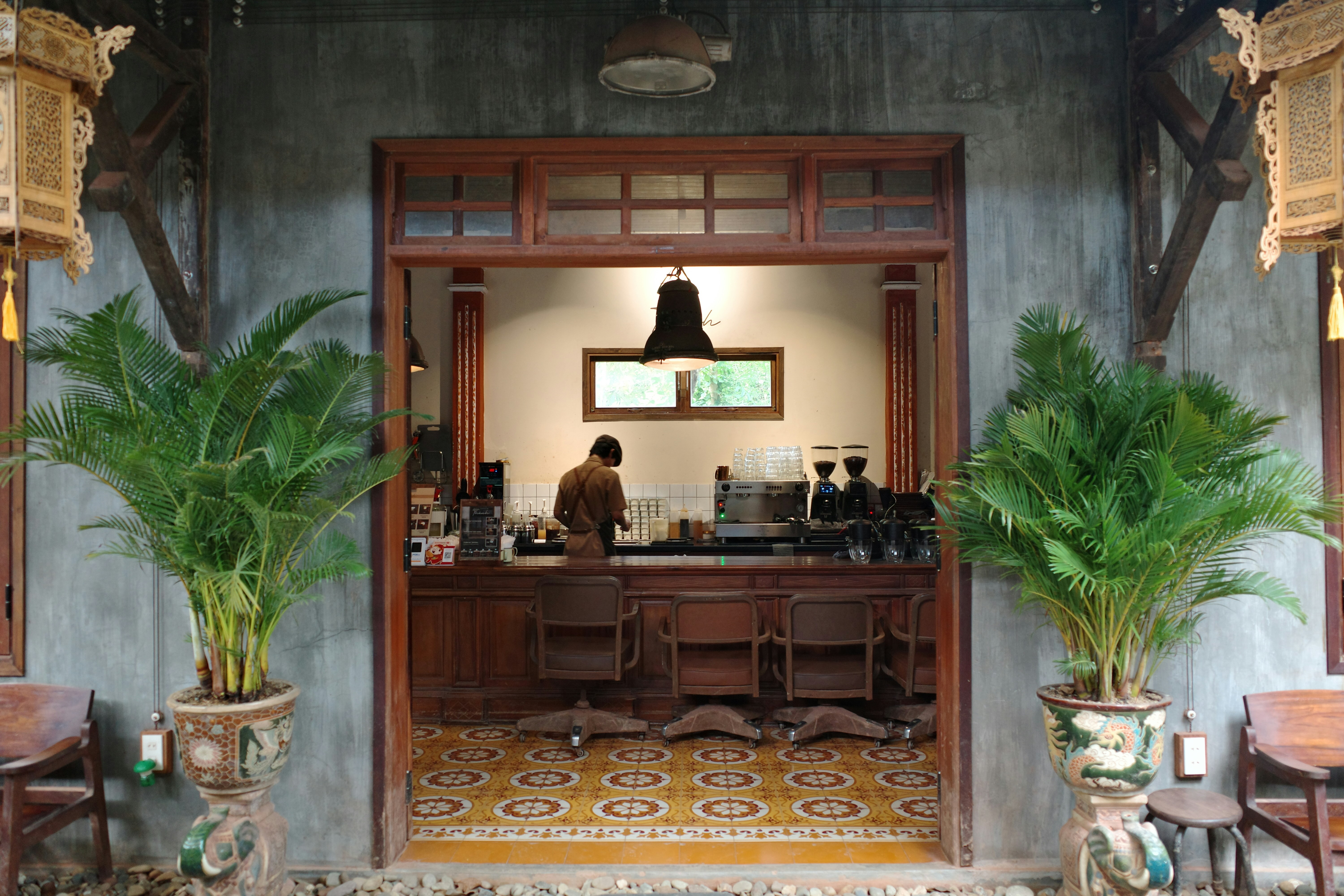 tropical kitchen wallpaper, wallpaper, Tropical Accent Chair: Style for Small Kitchens 6