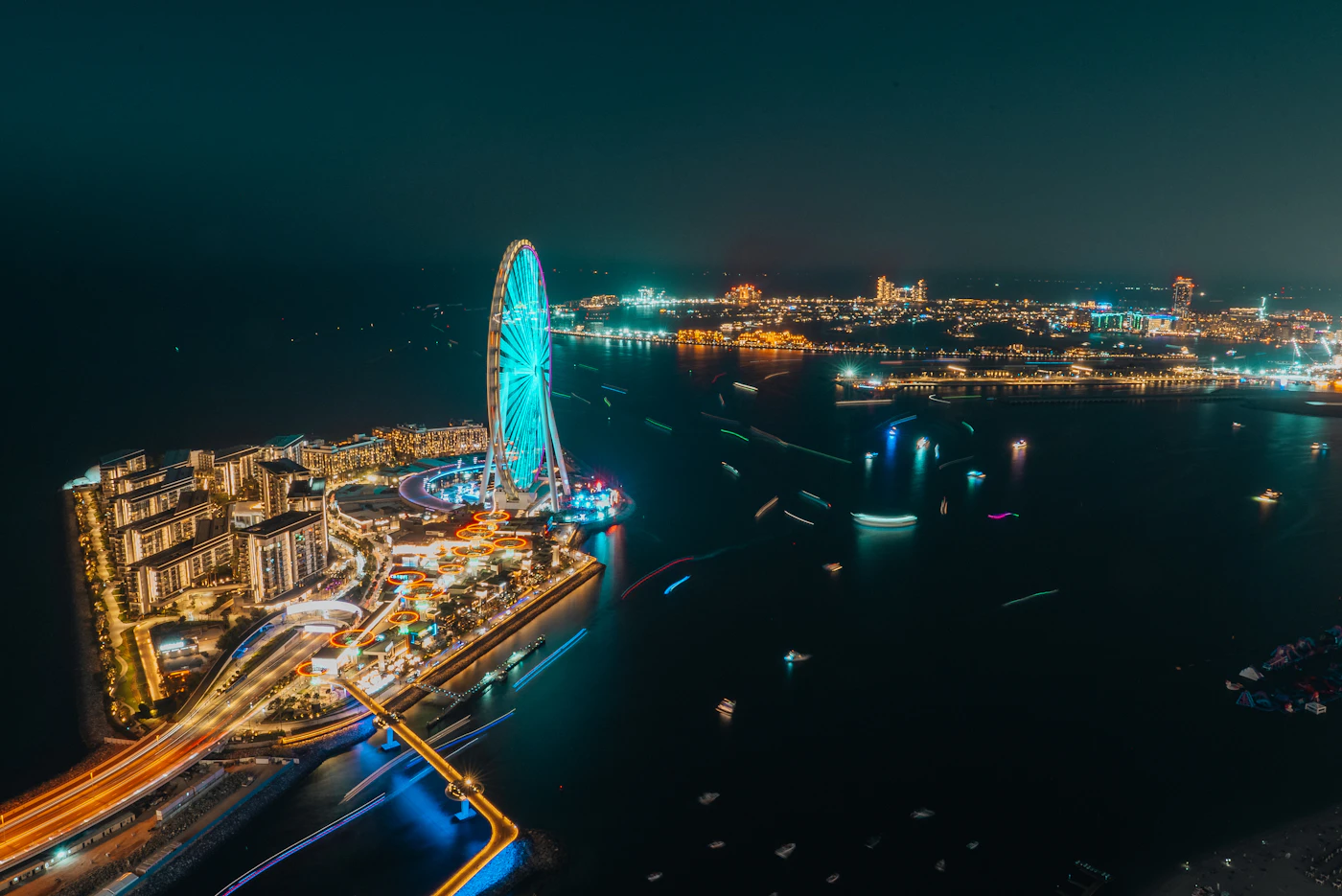 Bluewaters Island und Ain Dubai bei Nacht