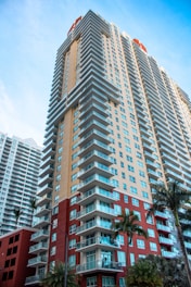 A tall building stands in miami.