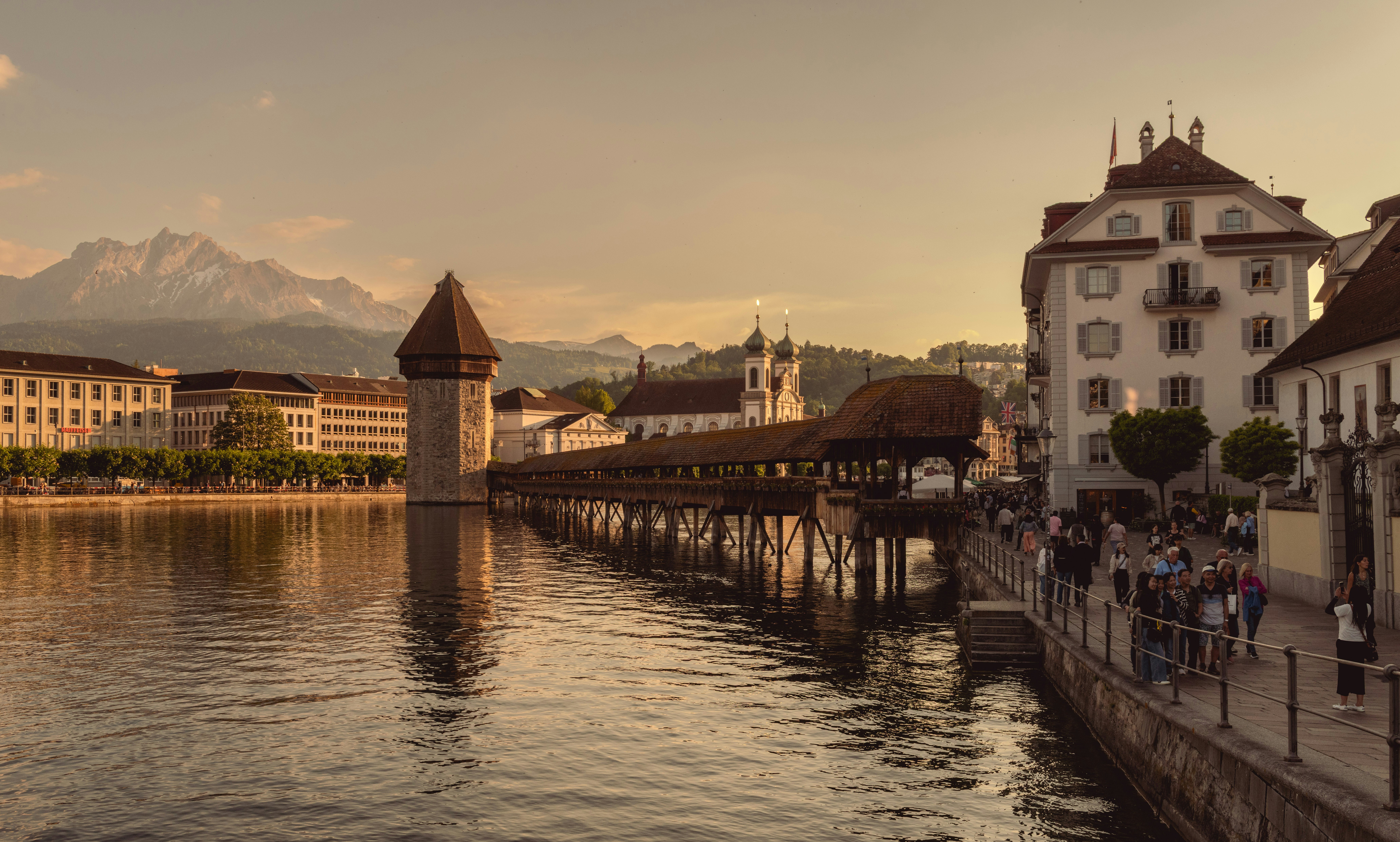 Photo by sriniunsplash