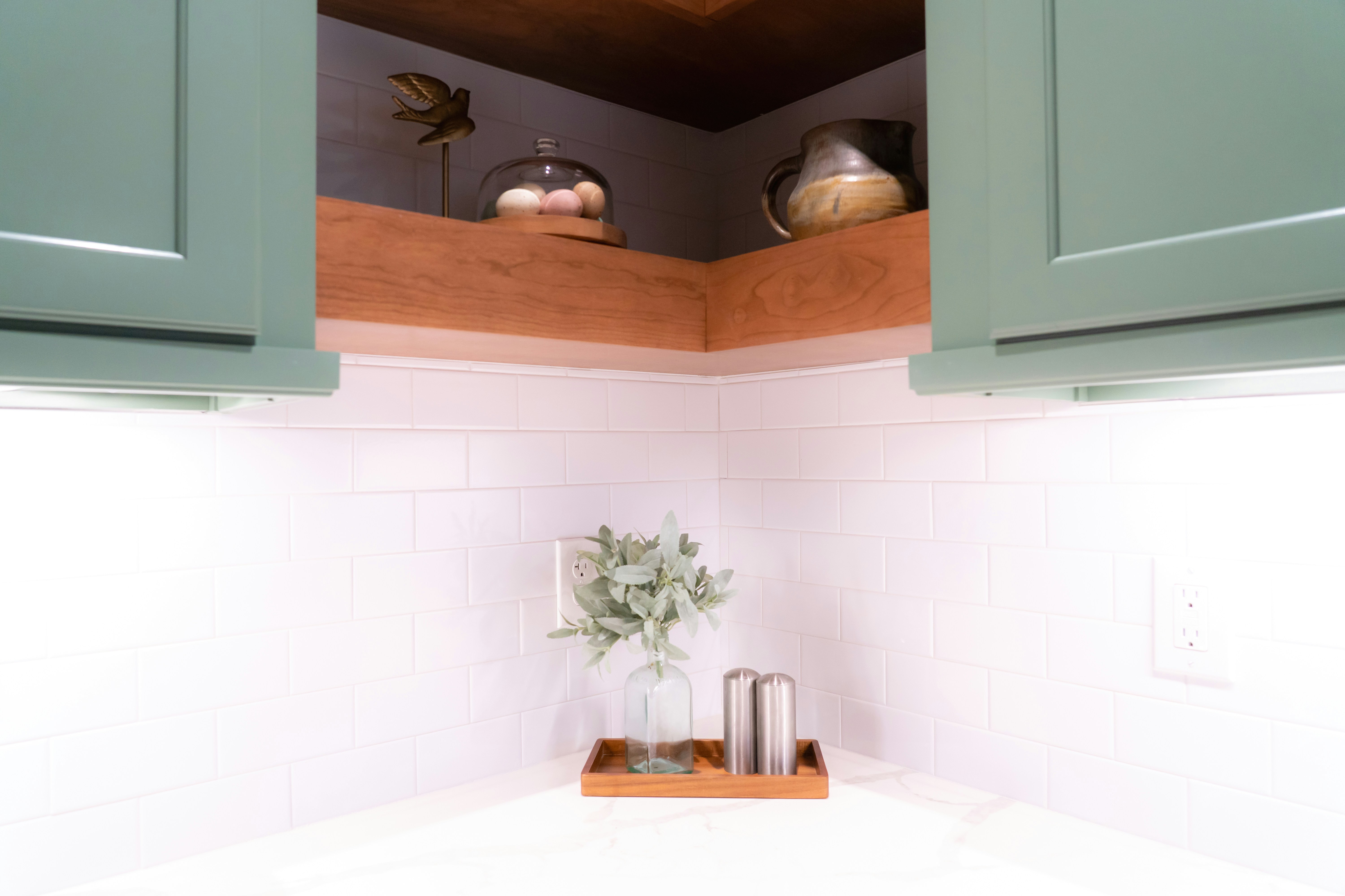Tray-style turntable (lazy susan) storage look