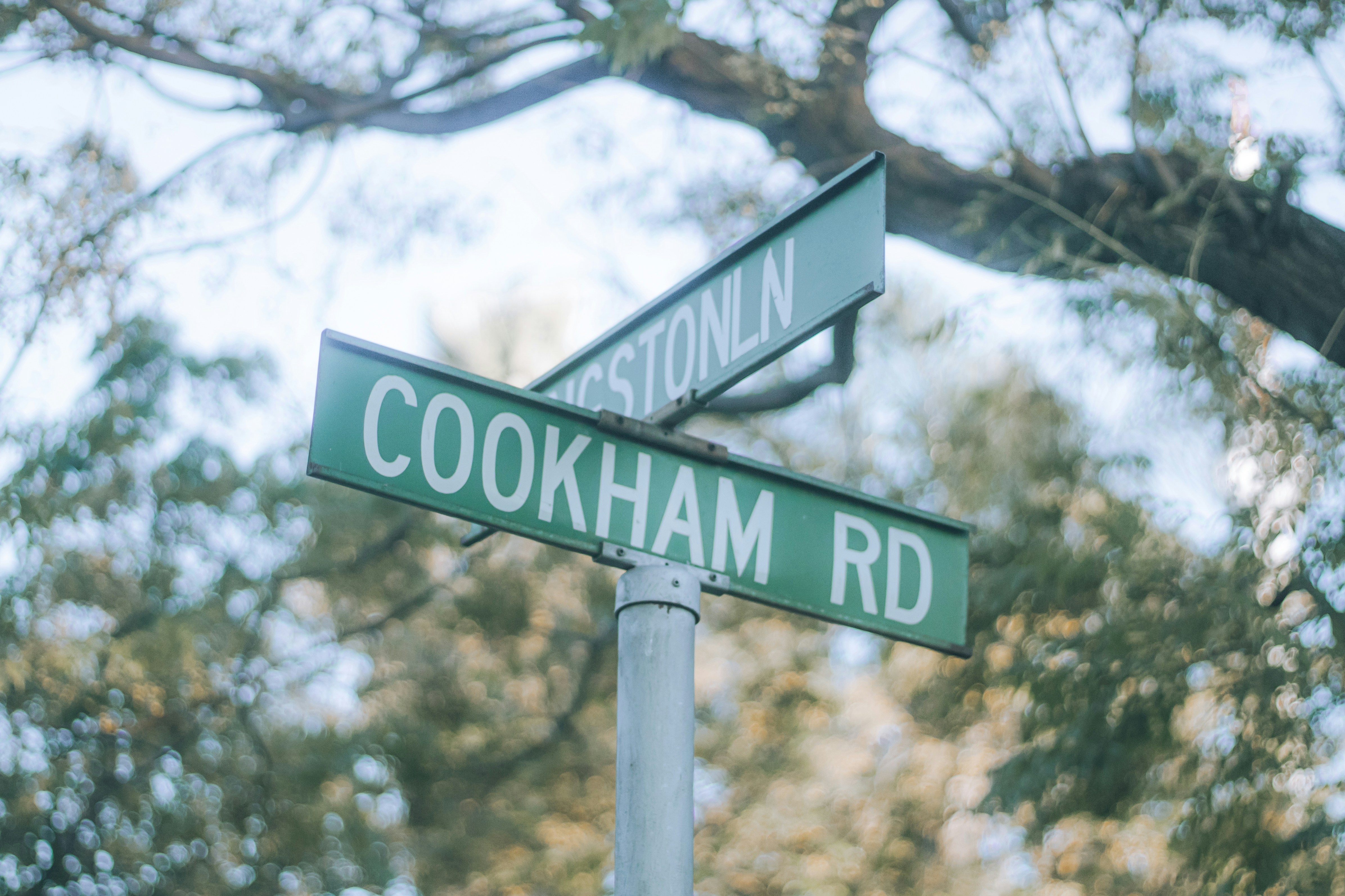 Street signs indicate cookham rd and weston ln. photo – Free Road Image ...