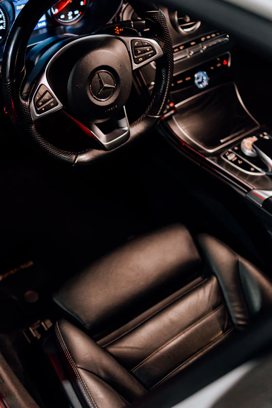 Luxury MPV