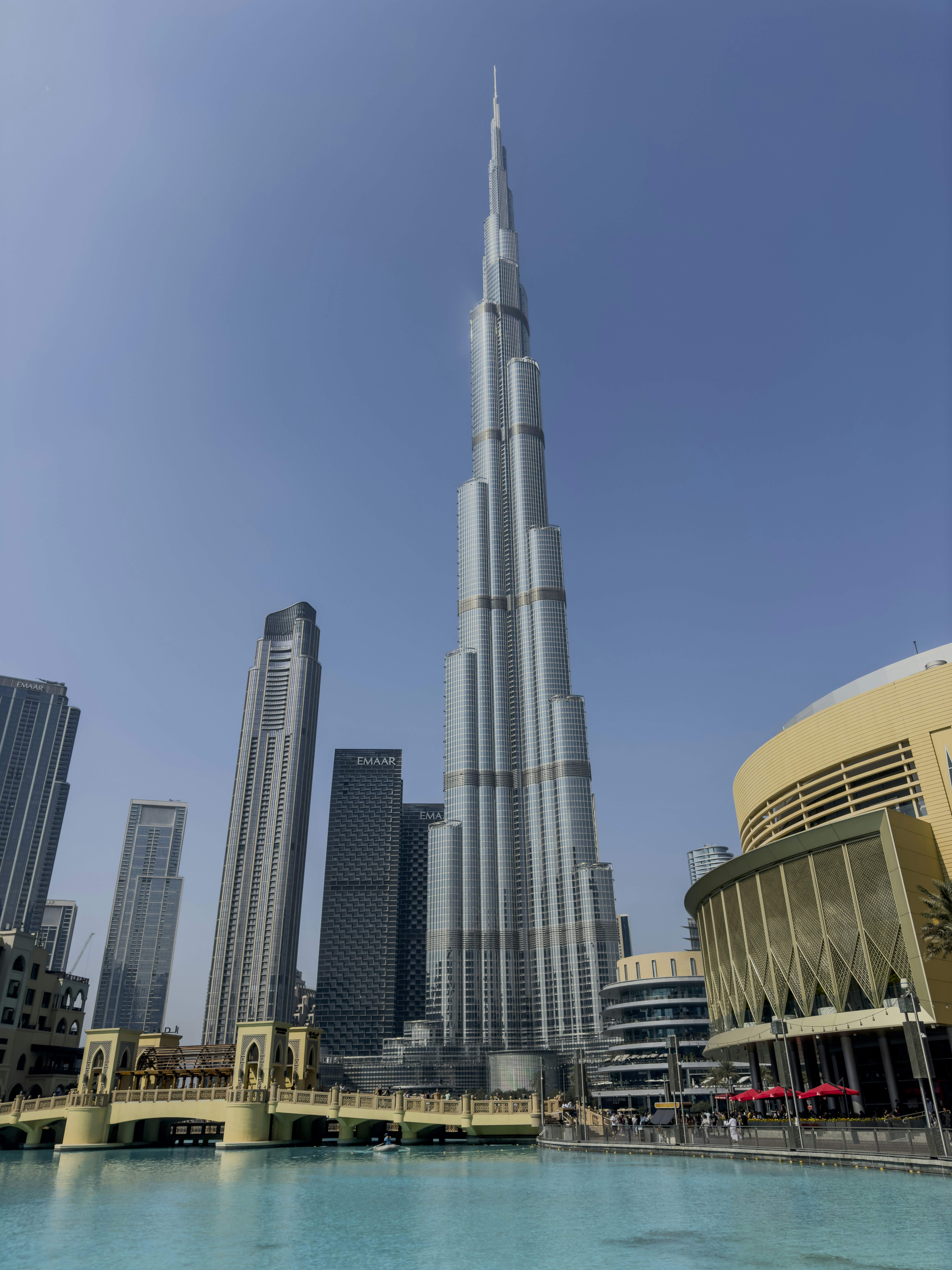The burj khalifa dominates the dubai skyline.