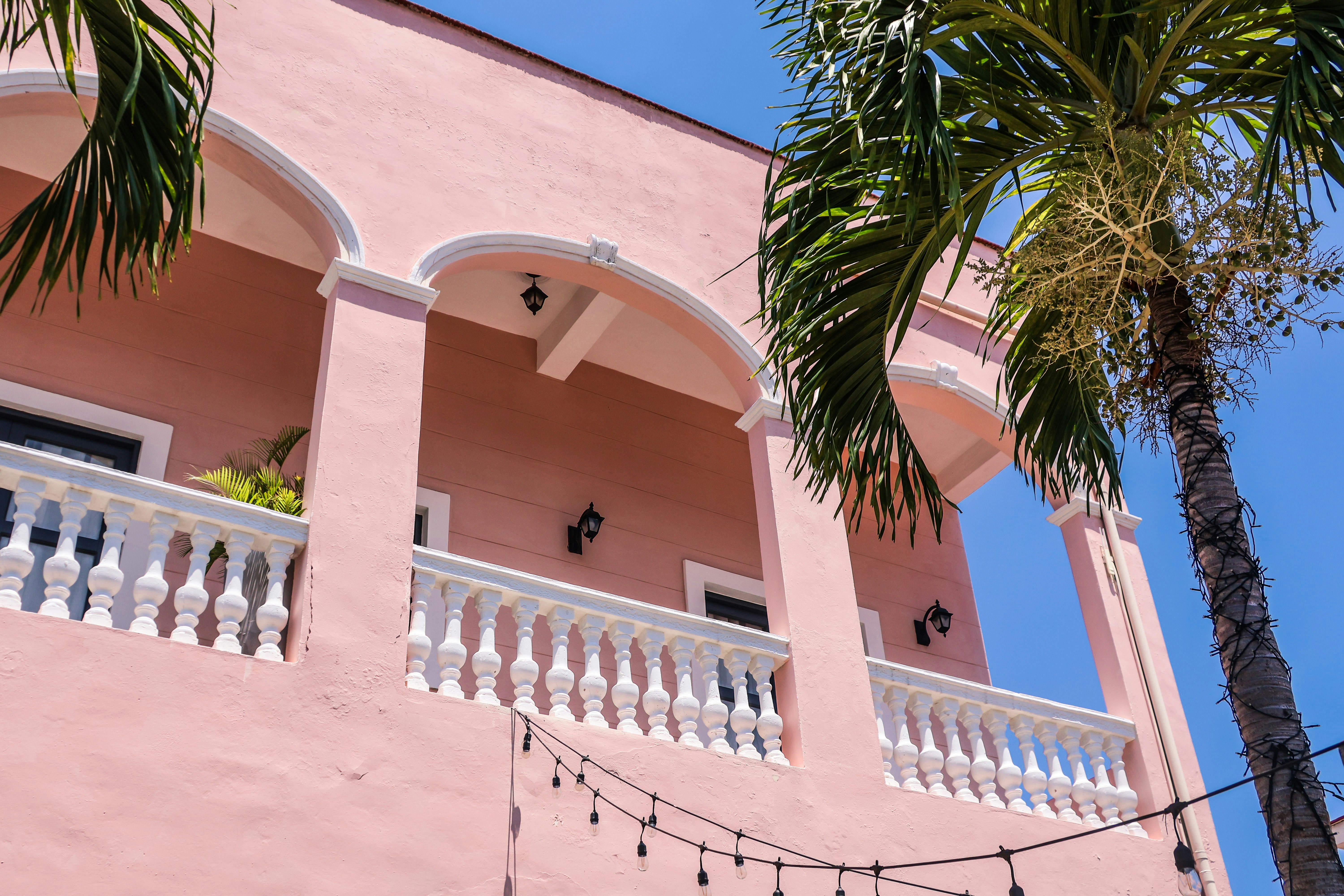 Photo by traveleroohlala