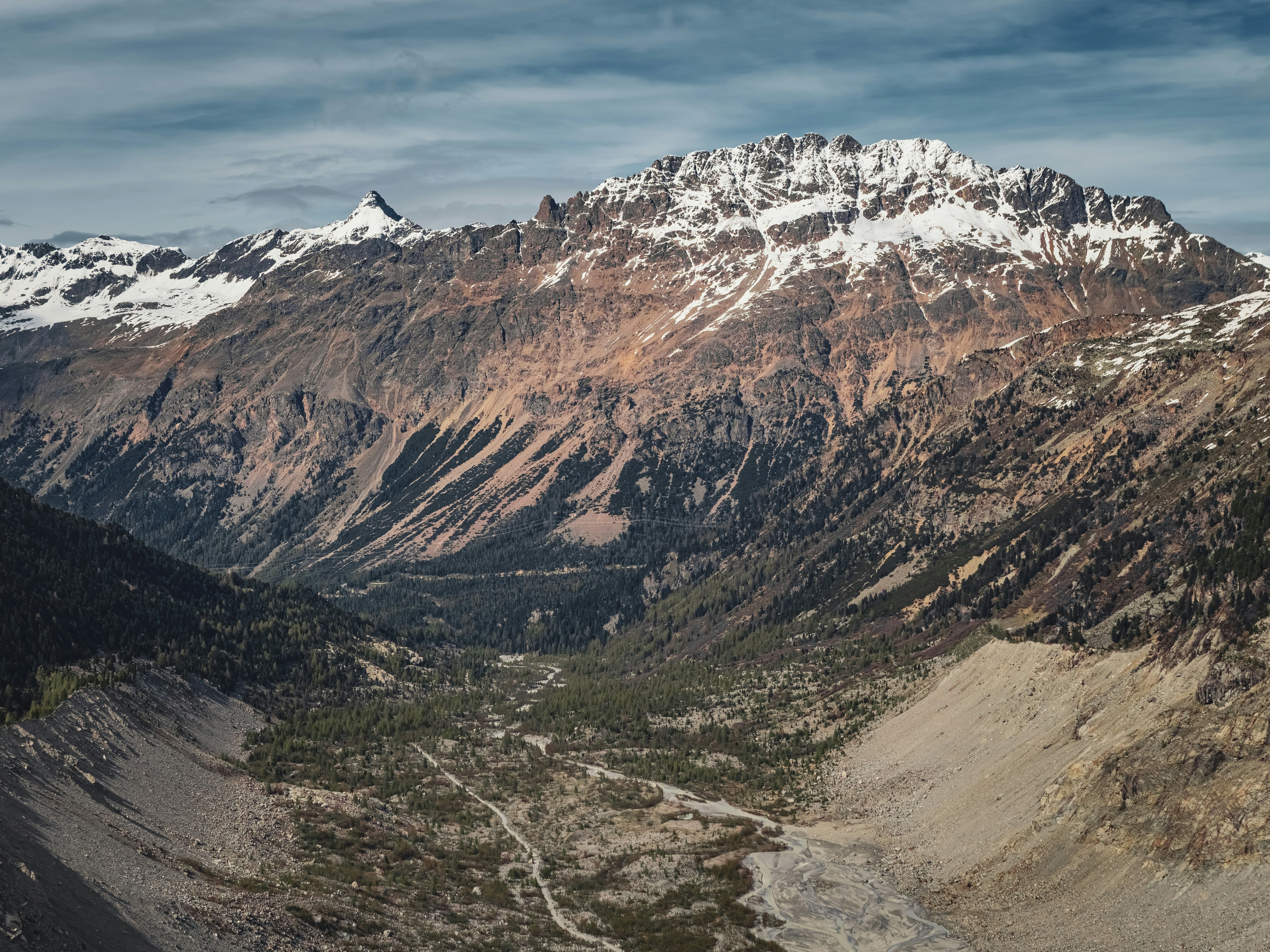 Photo by poli_graphy