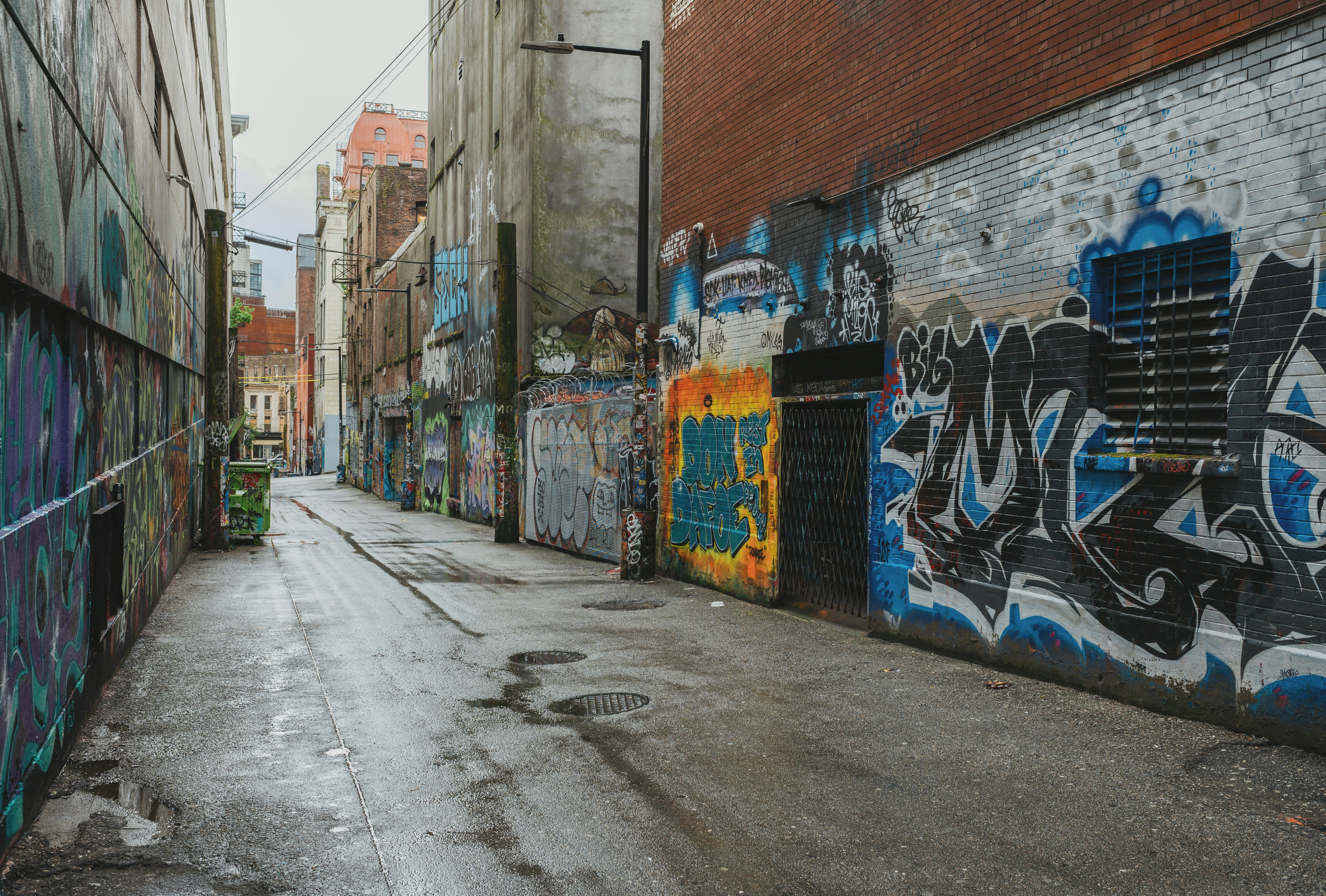 Photo by albertstoynov