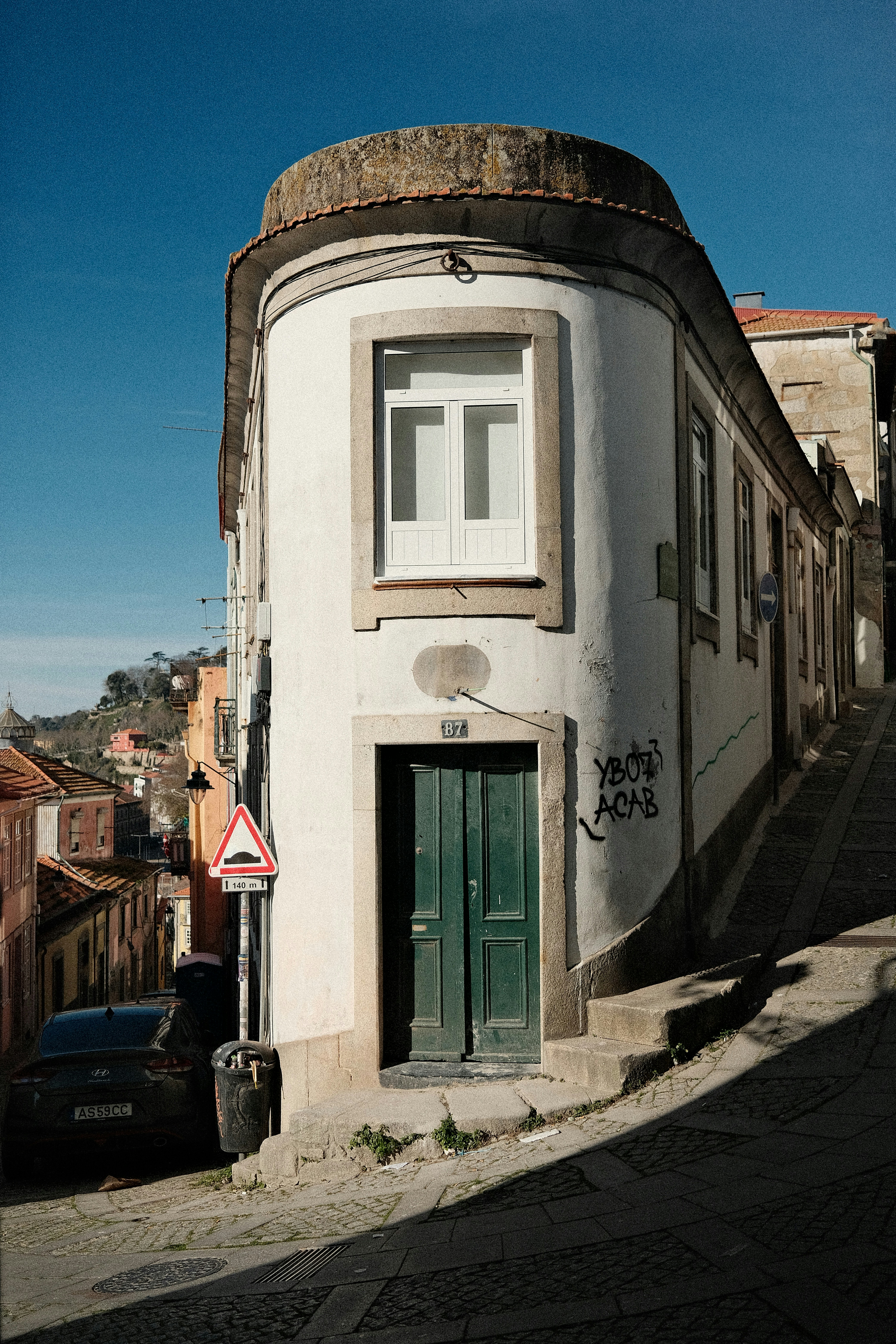 Photo by valentinlacoste