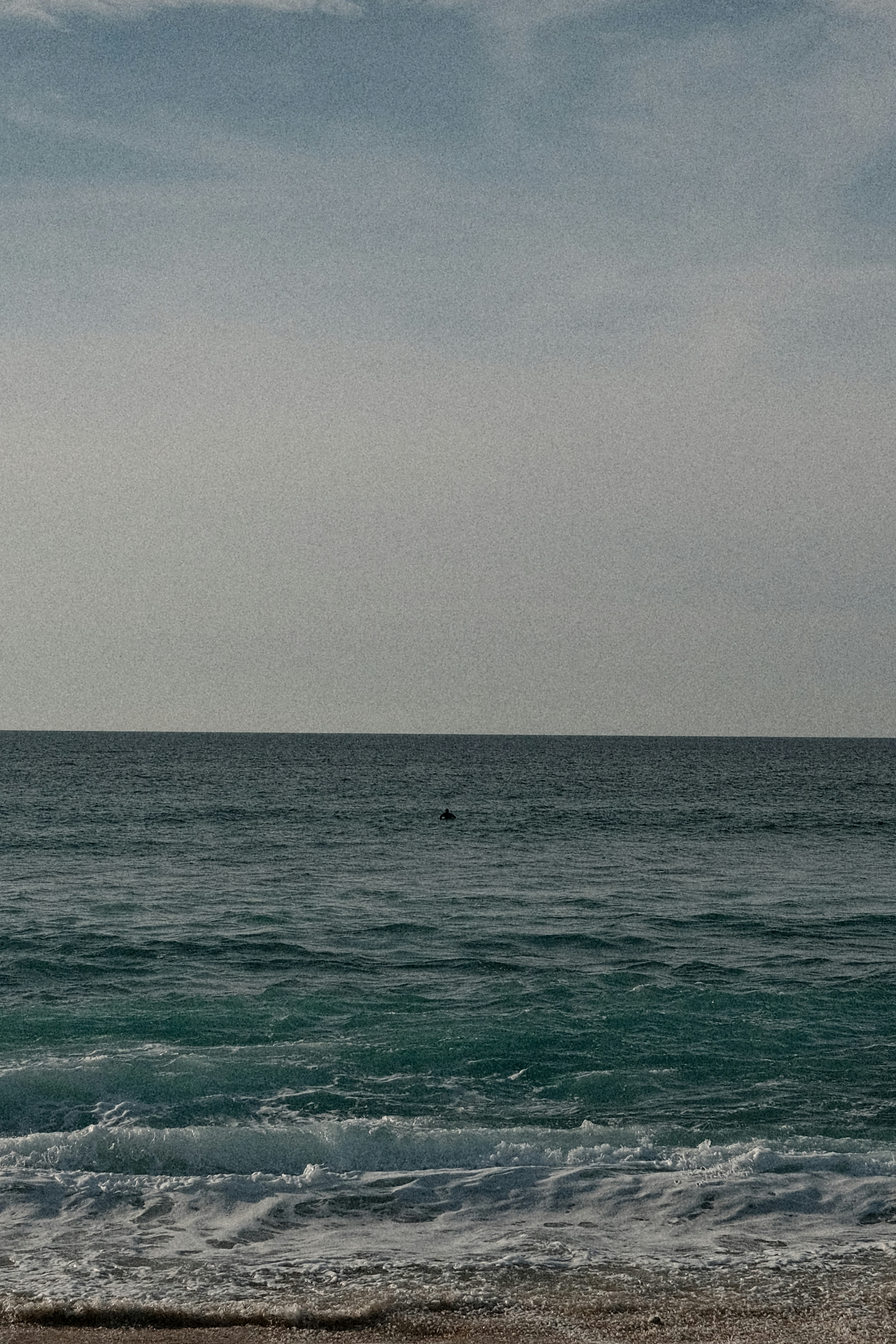 Photo by valentinlacoste