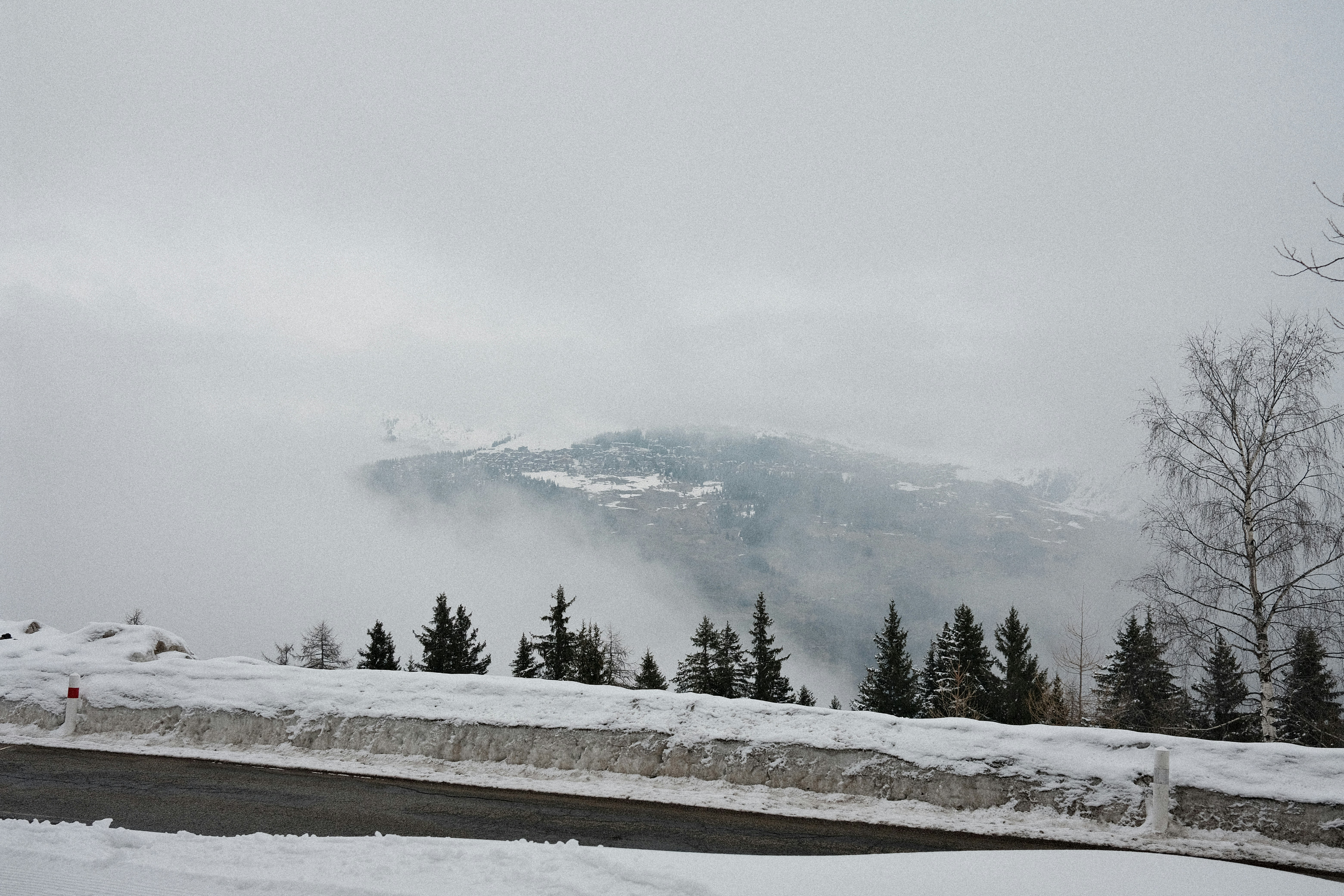Photo by valentinlacoste