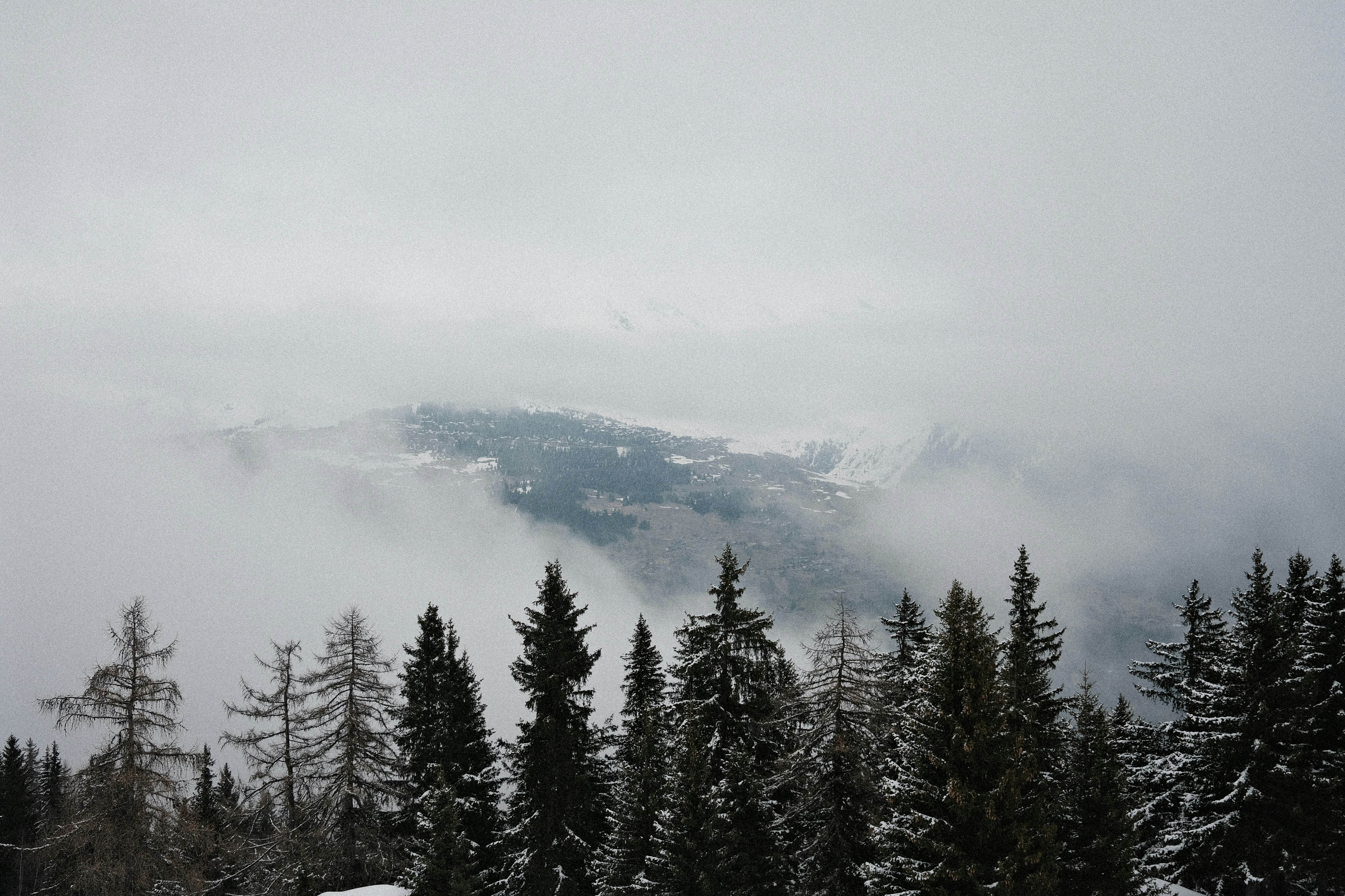 Photo by valentinlacoste