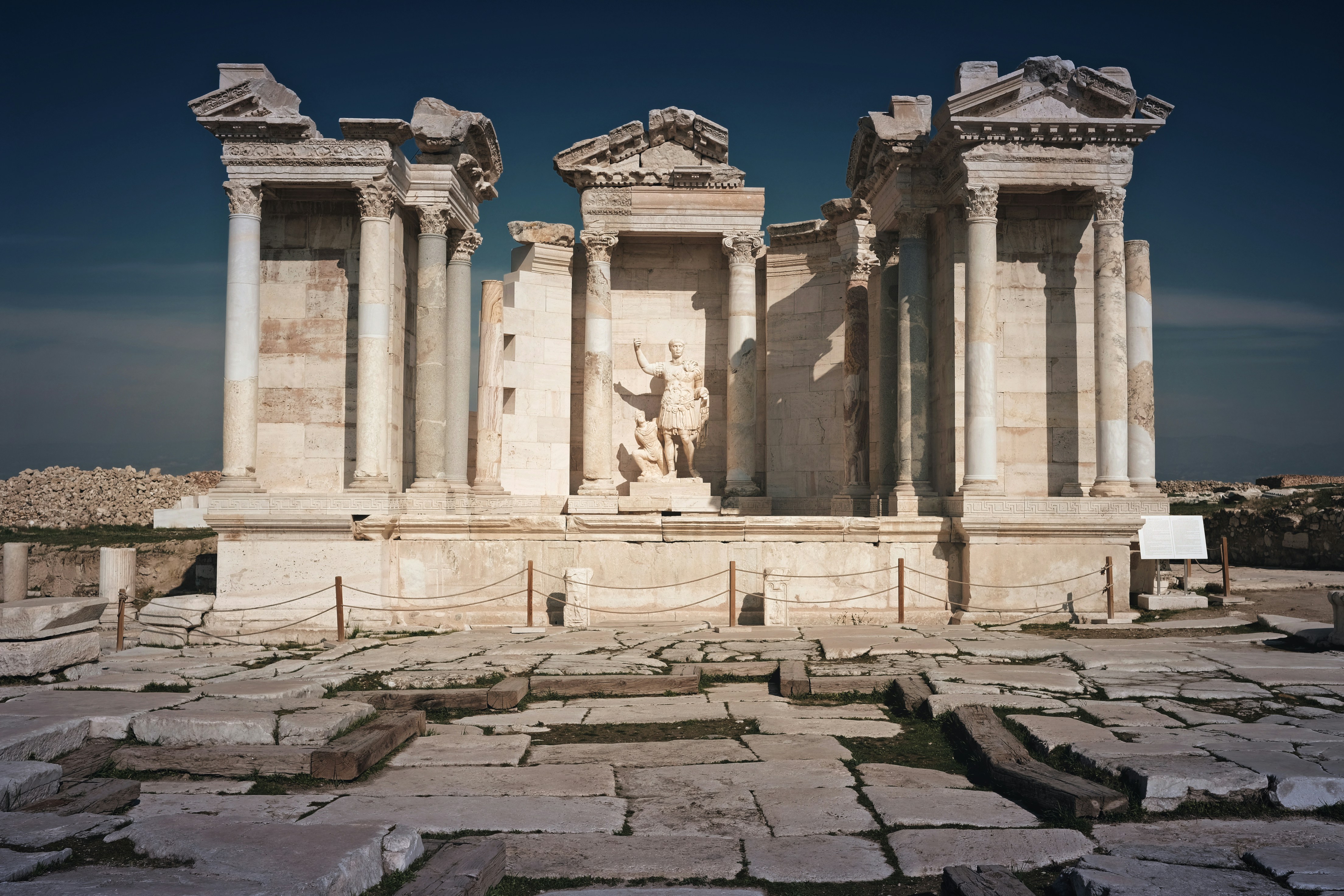 Photo by gundogduali