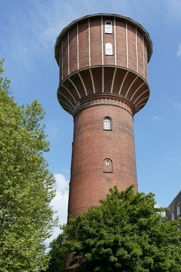Converting a Decommissioned Water Tower Into a Three-Story Home