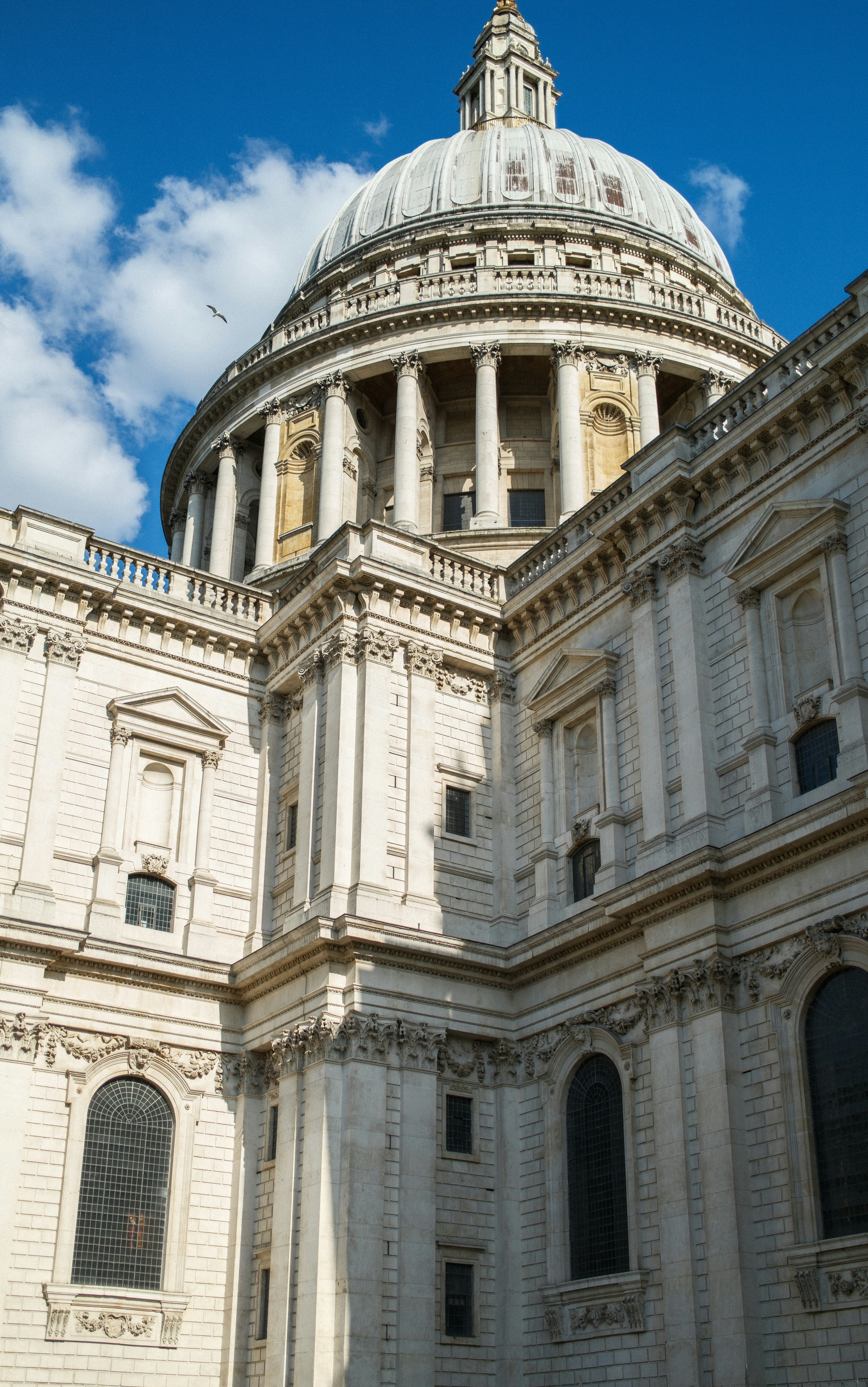 Photo by ayotundeikuesan