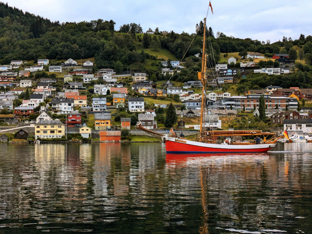 8-Day Norway Luxury Itinerary: Fjords & Premium Escapes
