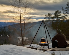 How to Stay Warm Camping in the Cold