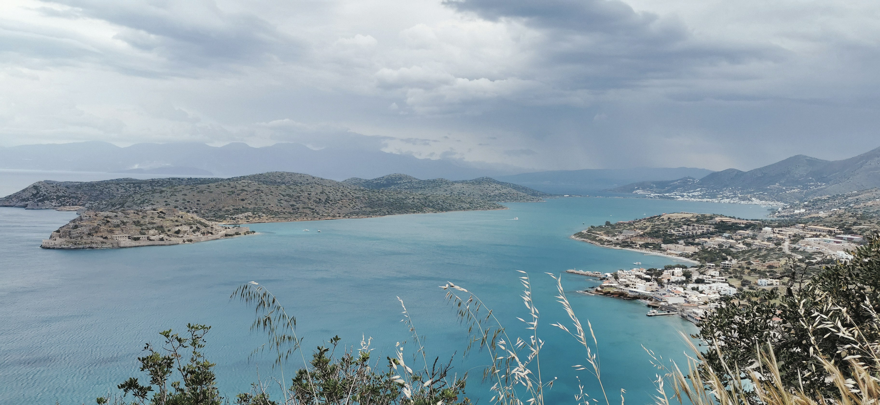 A beautiful coastline with turquoise water.