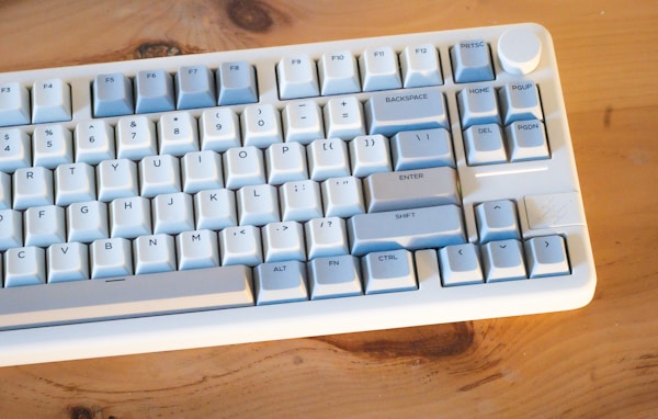 Best Mechanical Keyboard for Office in 2026: Quiet Enough for Open Plans, Good Enough to Love