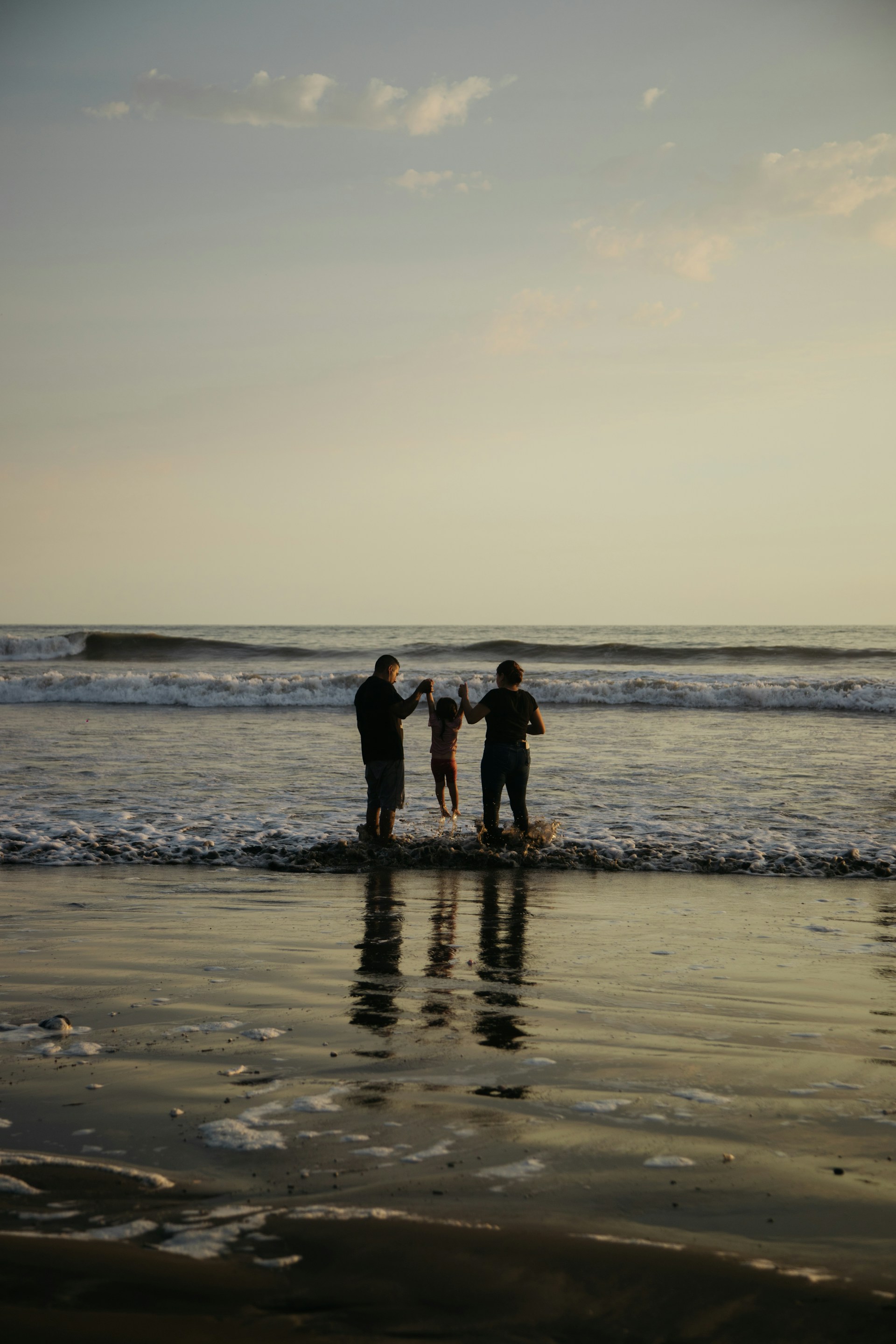 Family enjoys a day at the beach.