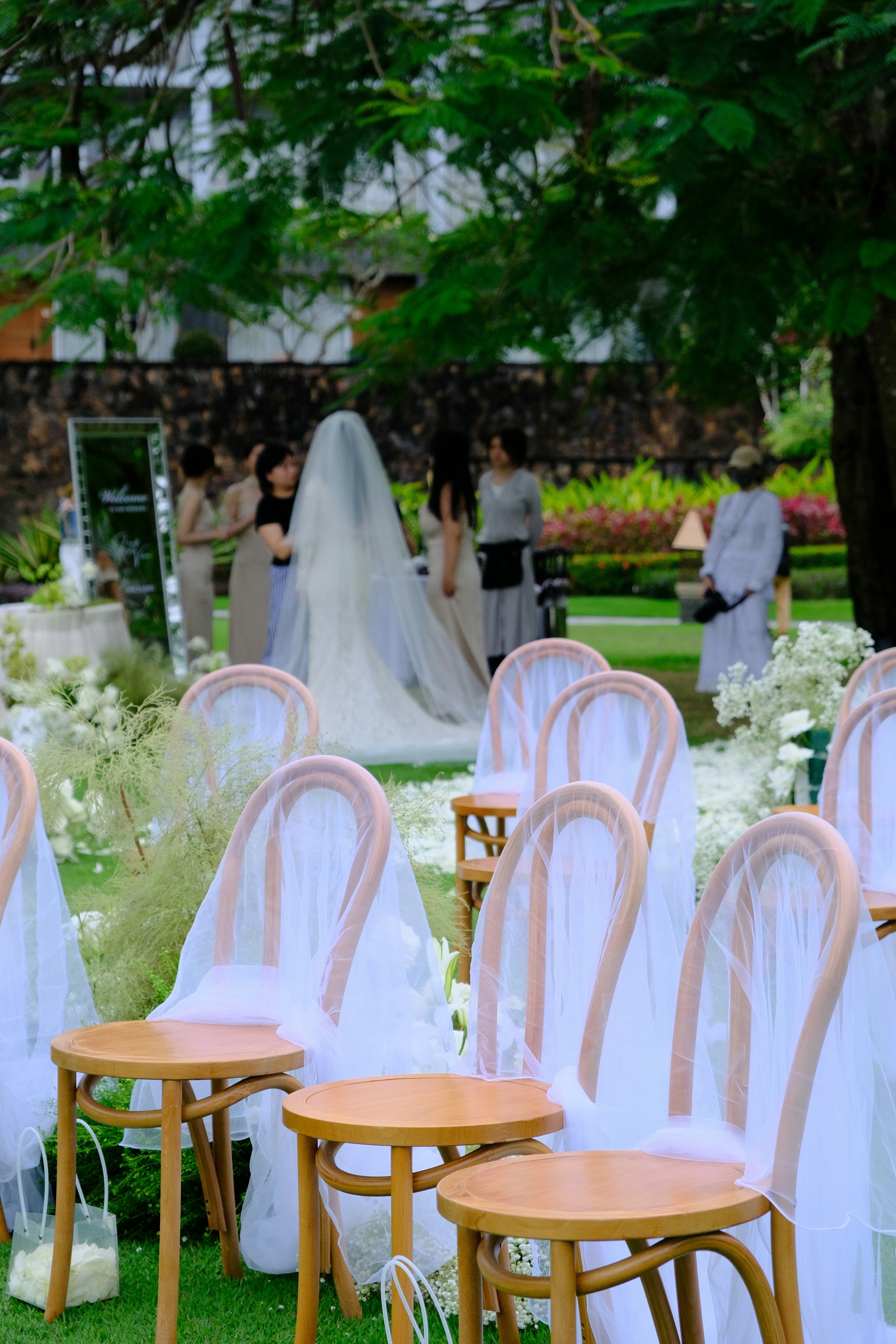 Luxury house with pool for wedding celebrations