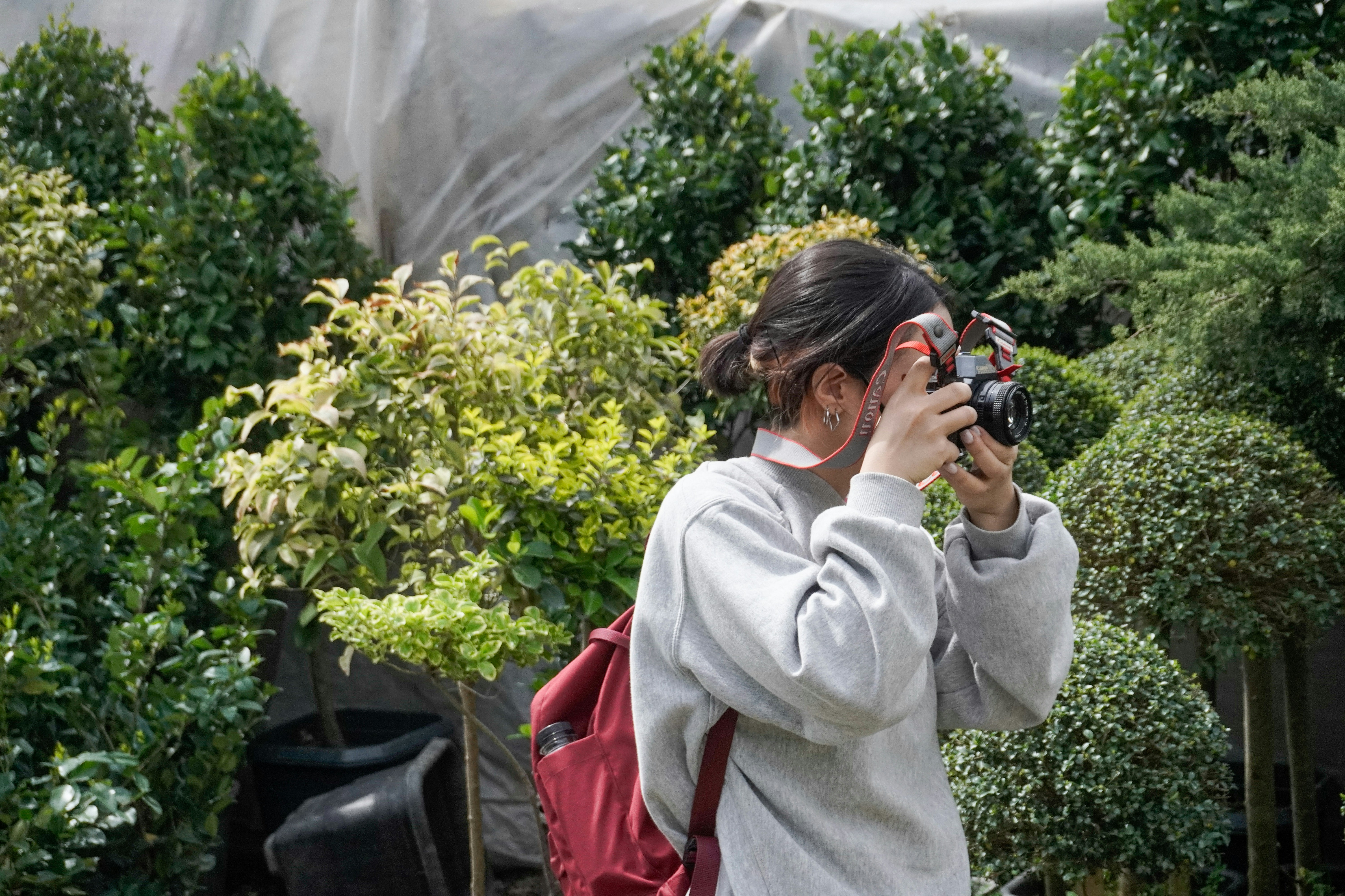 natural makeup aesthetic, wallpaper, Silicone-Free Makeup: Benefits & Why Switch 4