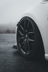 Close-up of Run Flat tyre tread – sold in Nigeria by Tyrepublic for high-performance safety.