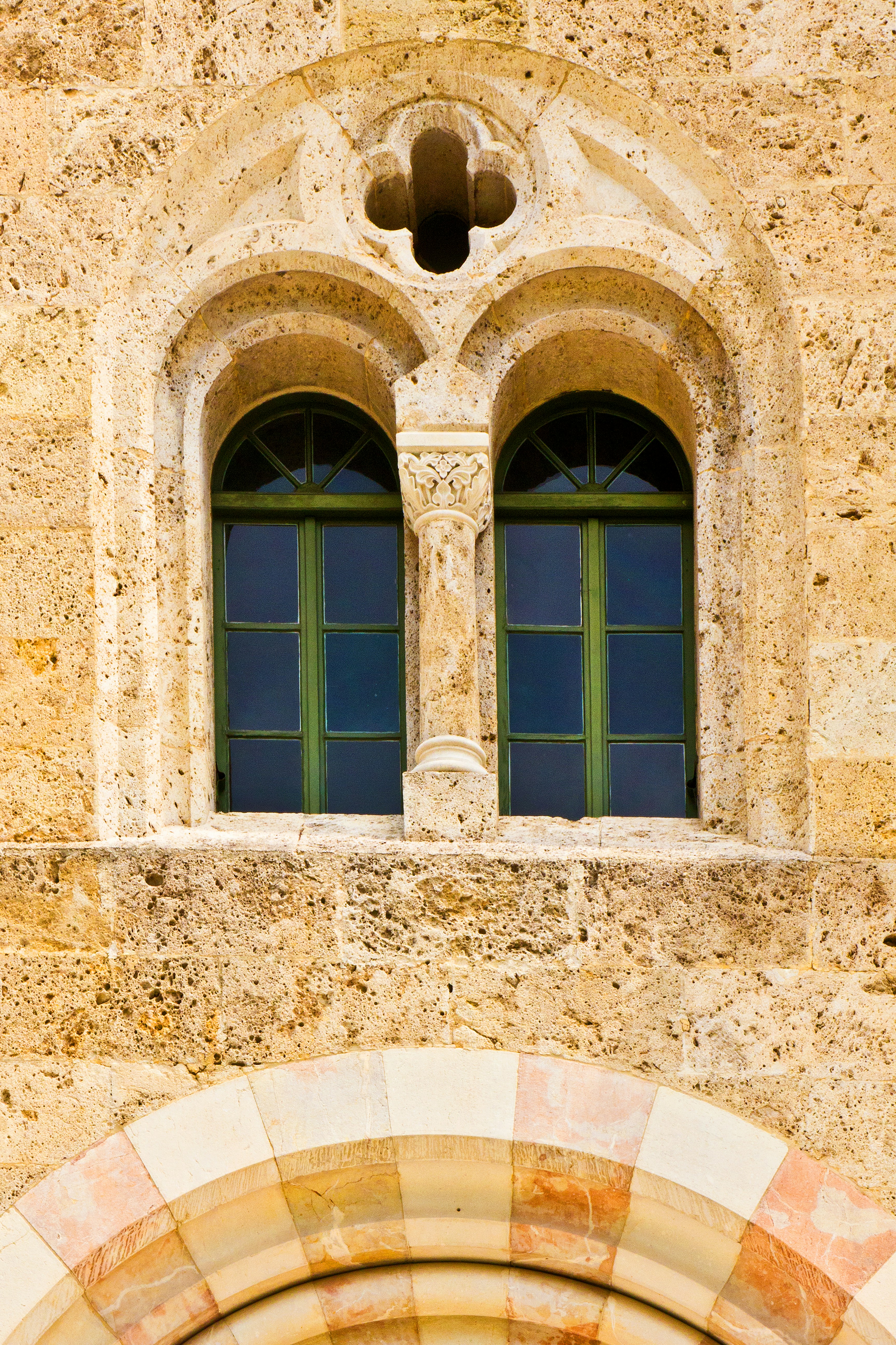 Photo by conniedevries