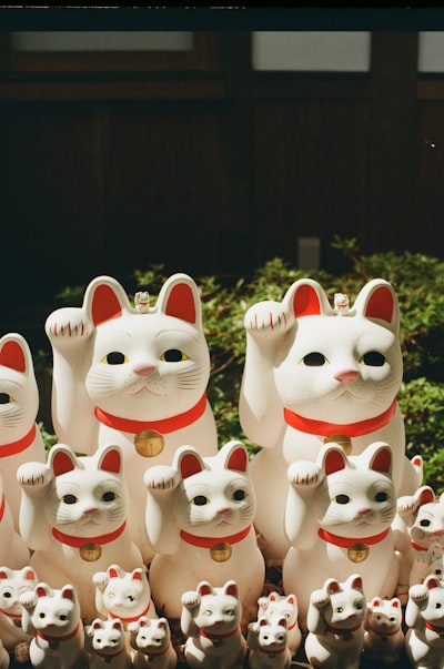 Maneki Neko Lucky Cat — Asakusa Handcrafted Ceramic