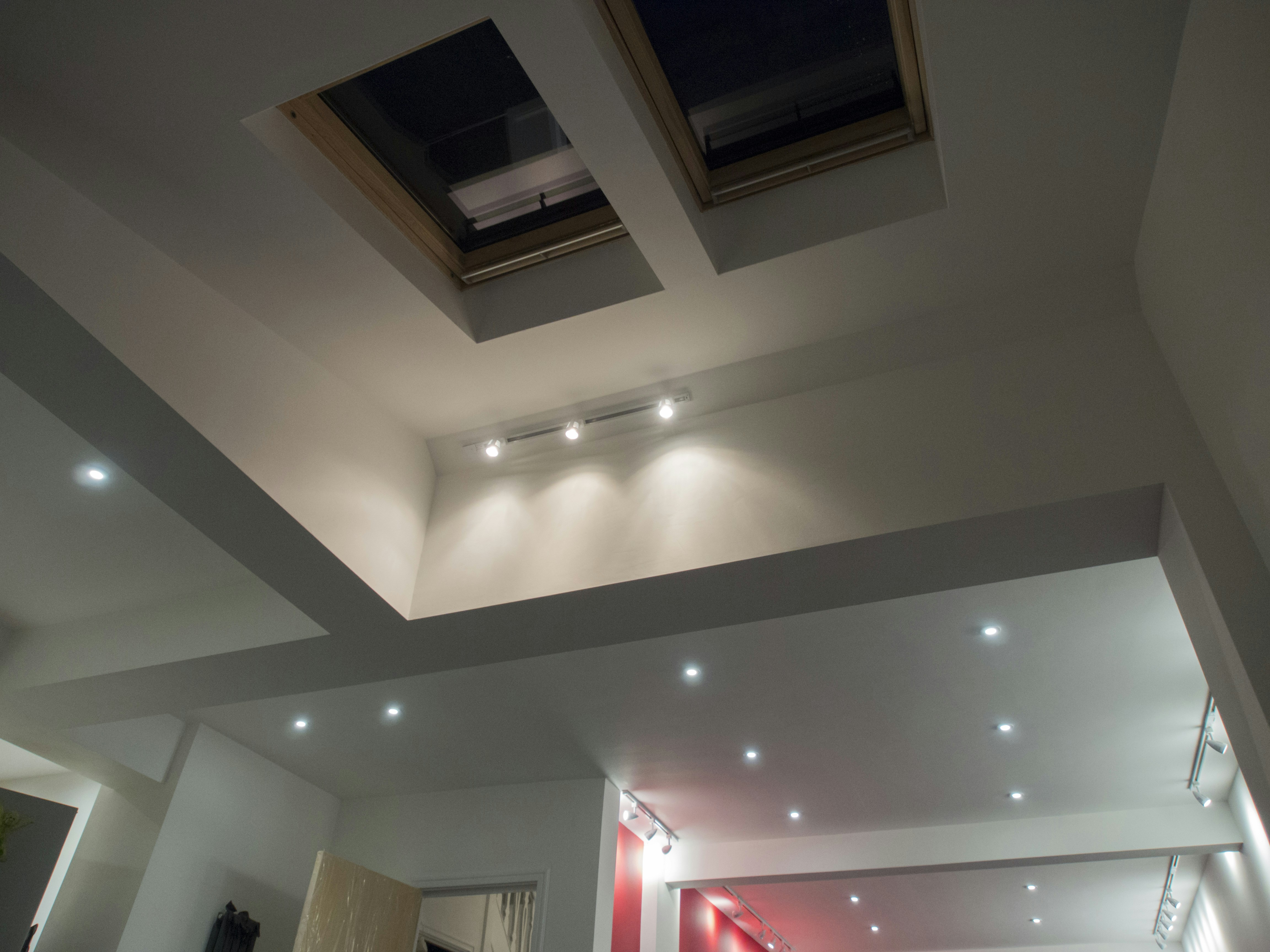 Freshly painted smooth ceiling in a modern home - asbestos popcorn ceiling removal