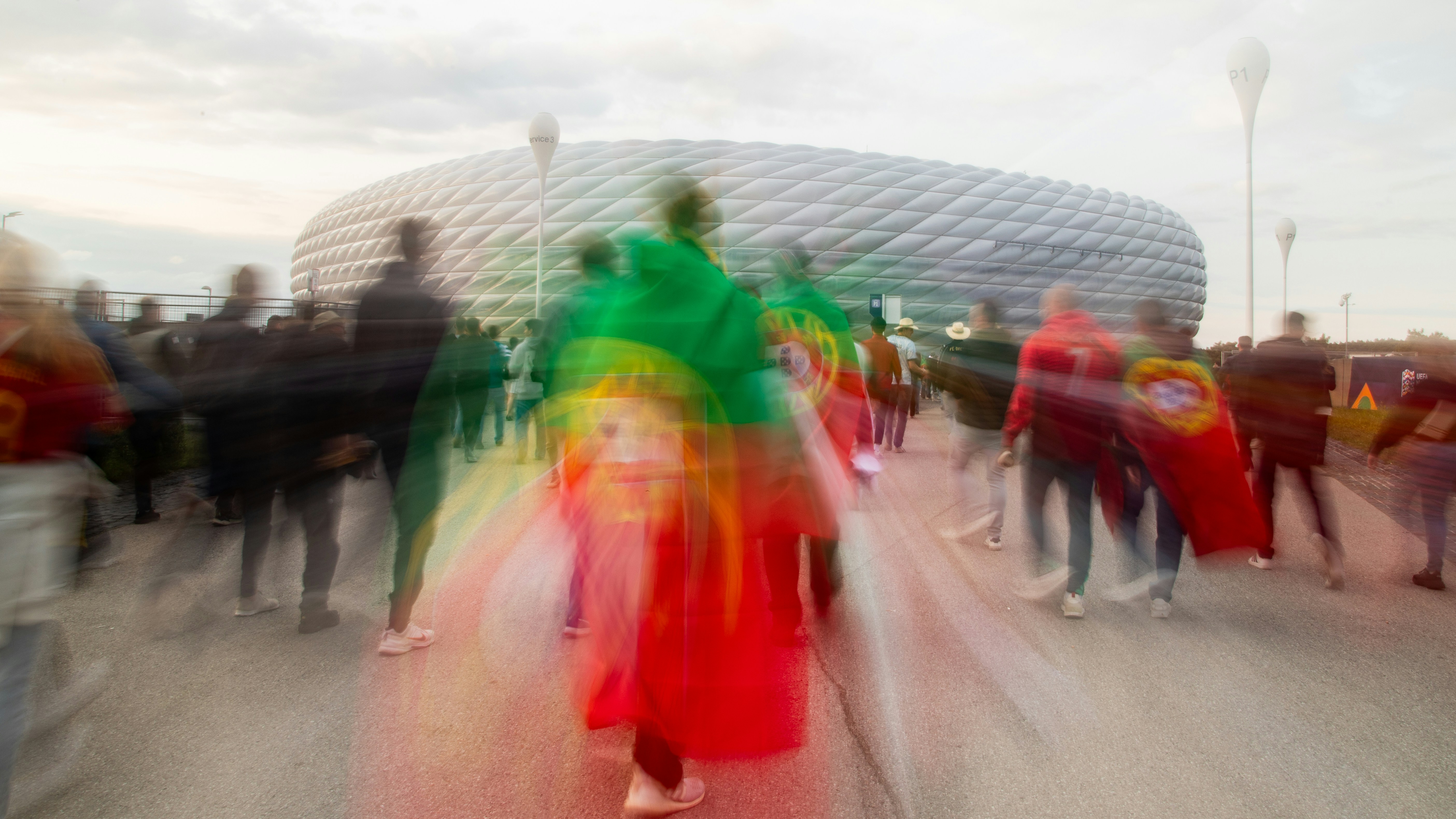 体育场景配图（资料示意）