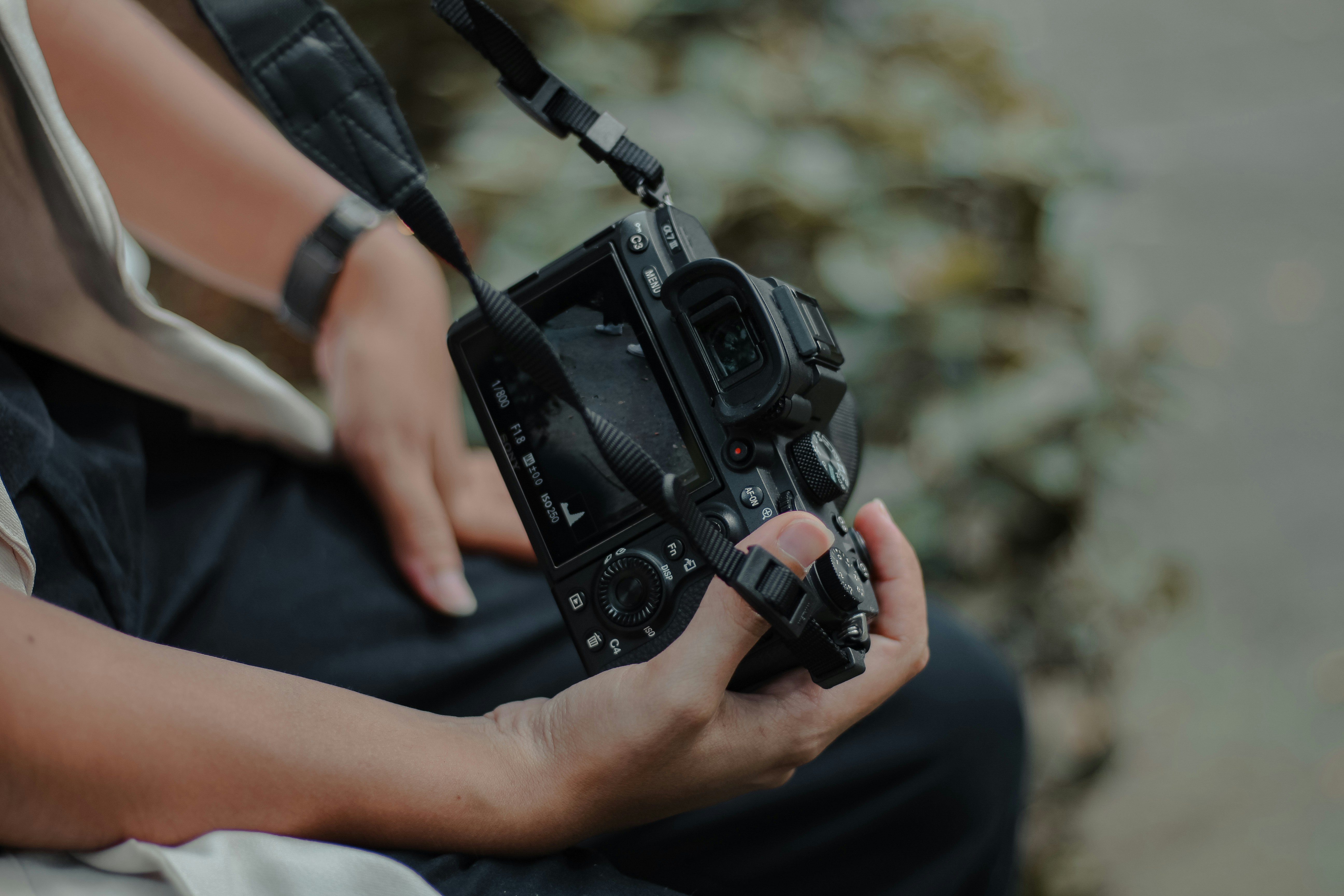 minimalist nature wallpaper, wallpaper, 8 Manfaat Hidup Sederhana untuk Kesehatan Mental & Fisik 6