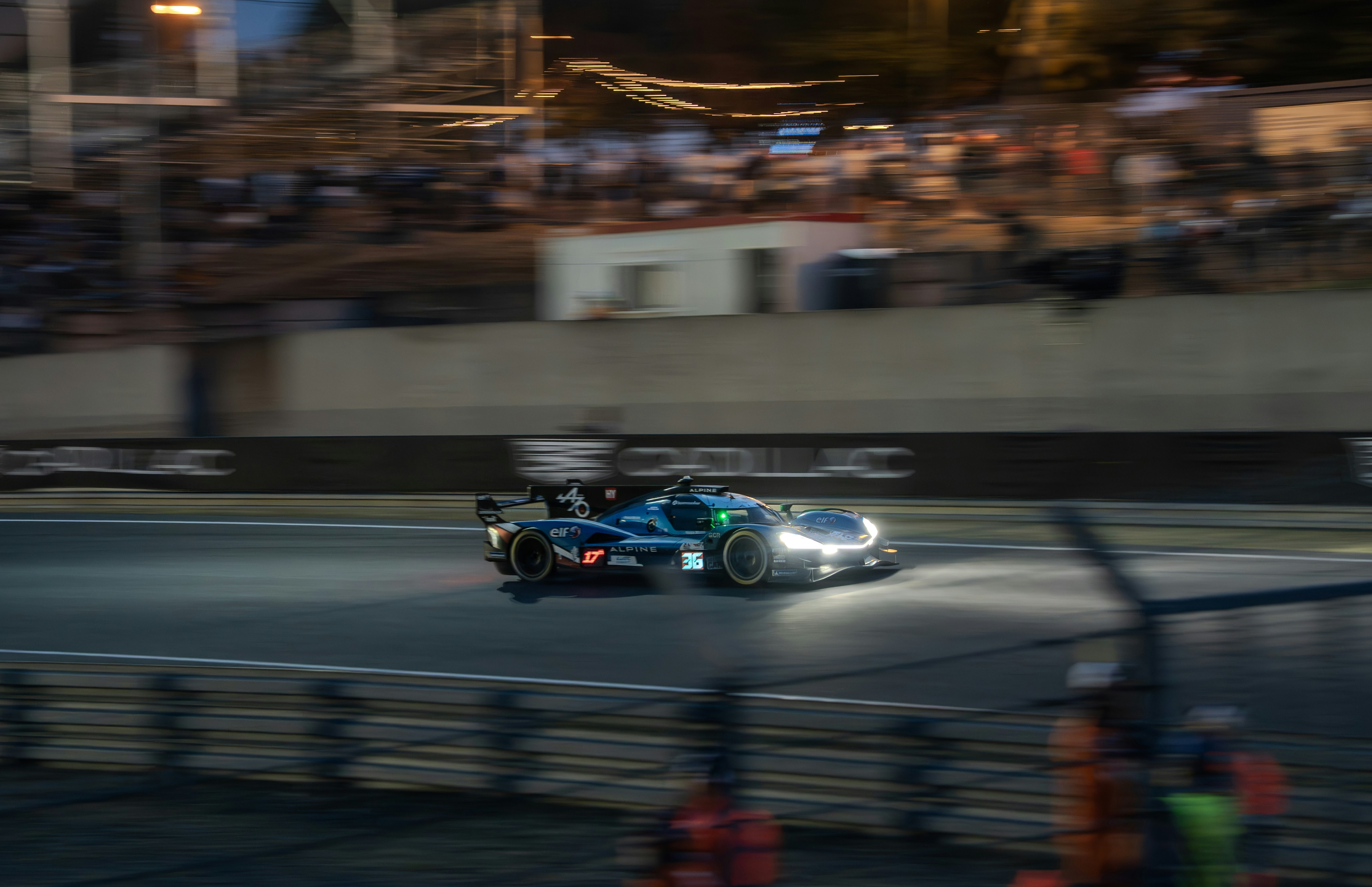 Le Mans race night, wallpaper, Le Mans Prototype (LMP1): A Deep Dive into Racing History 3