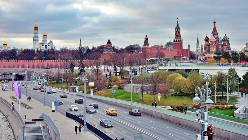 Kremlin Gloats as Greenland Crisis Paralyzes NATO Alliance