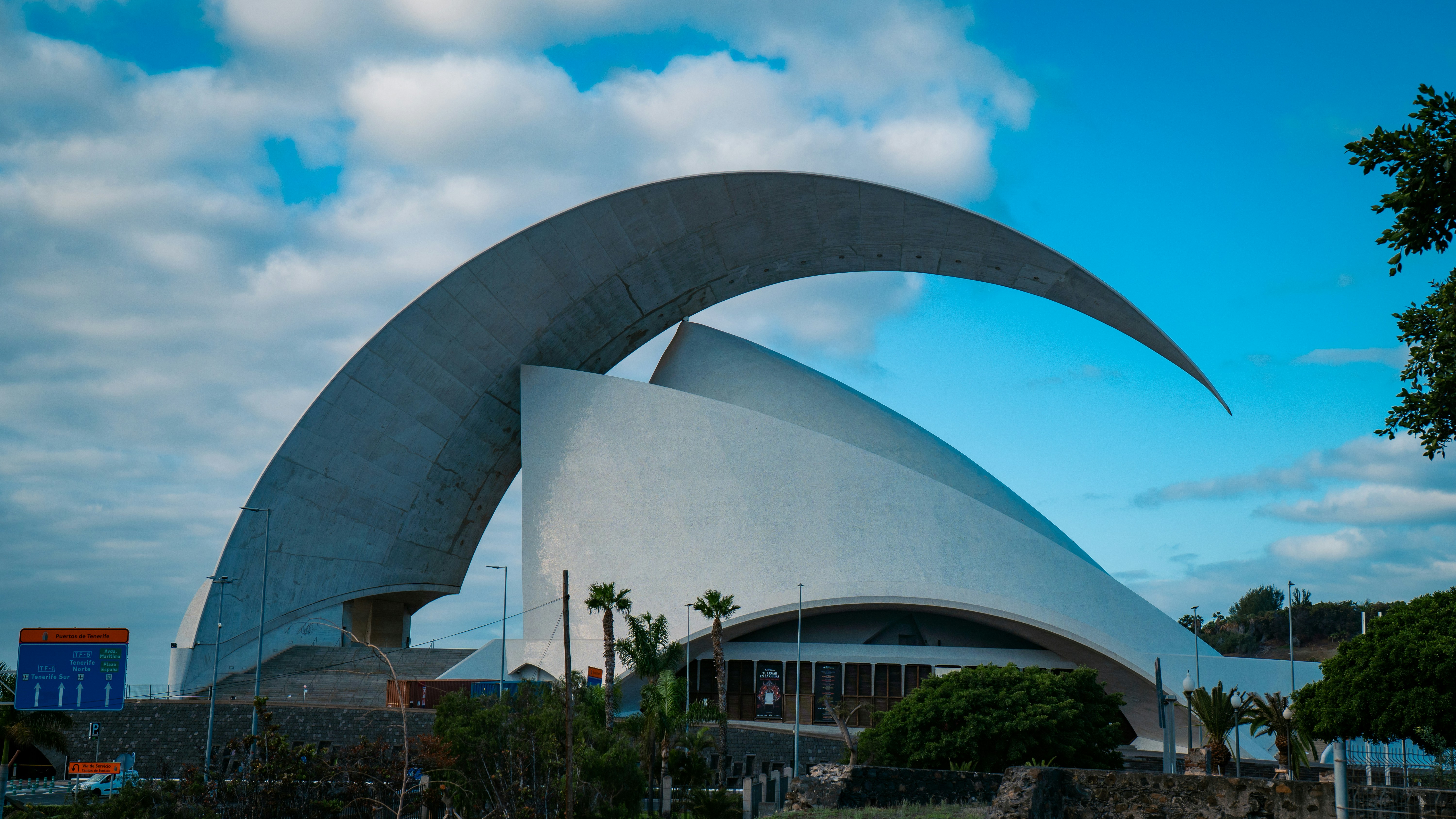 Image by Veer Shah via Unsplash