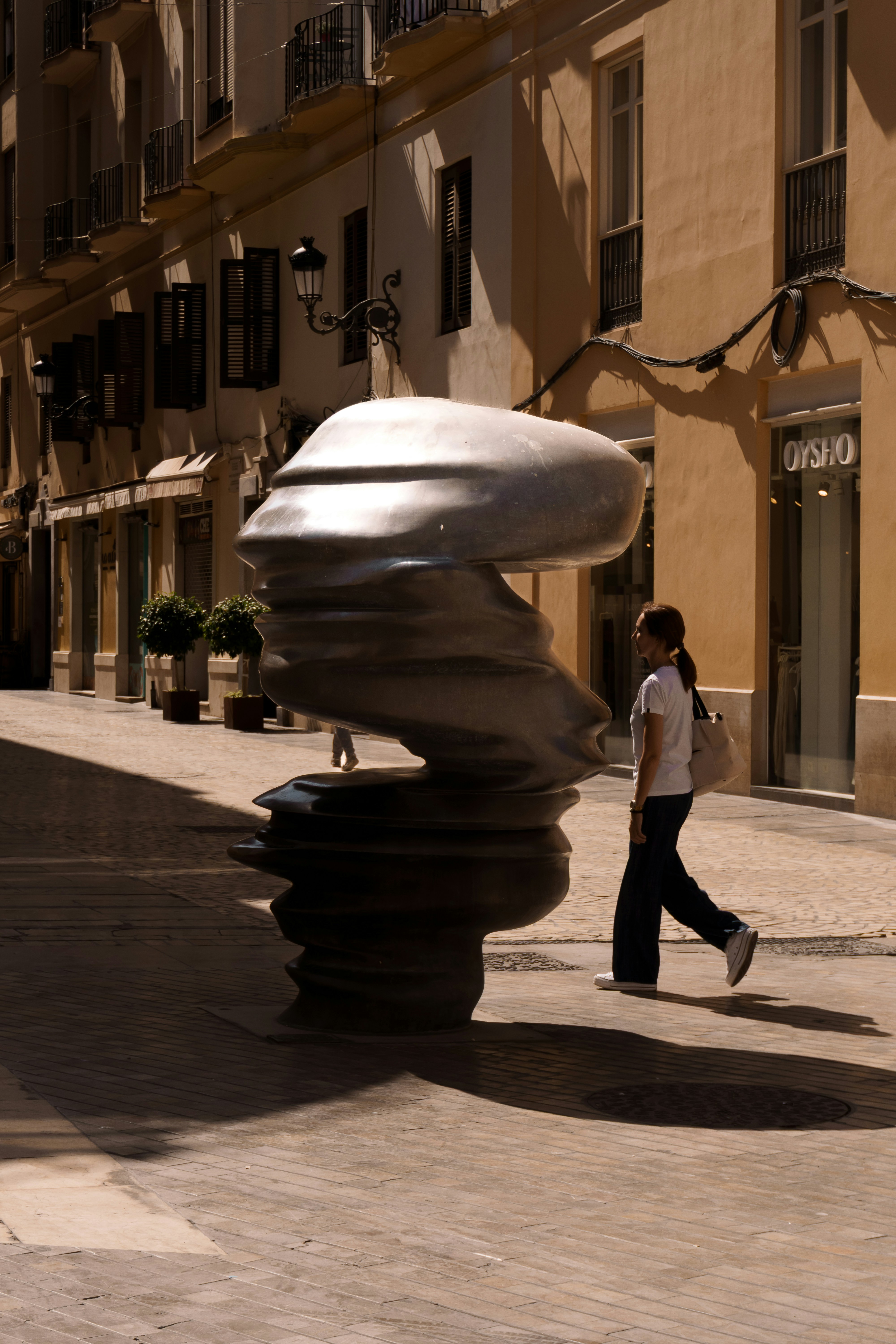 Teatinos — University District and Modern Amenities